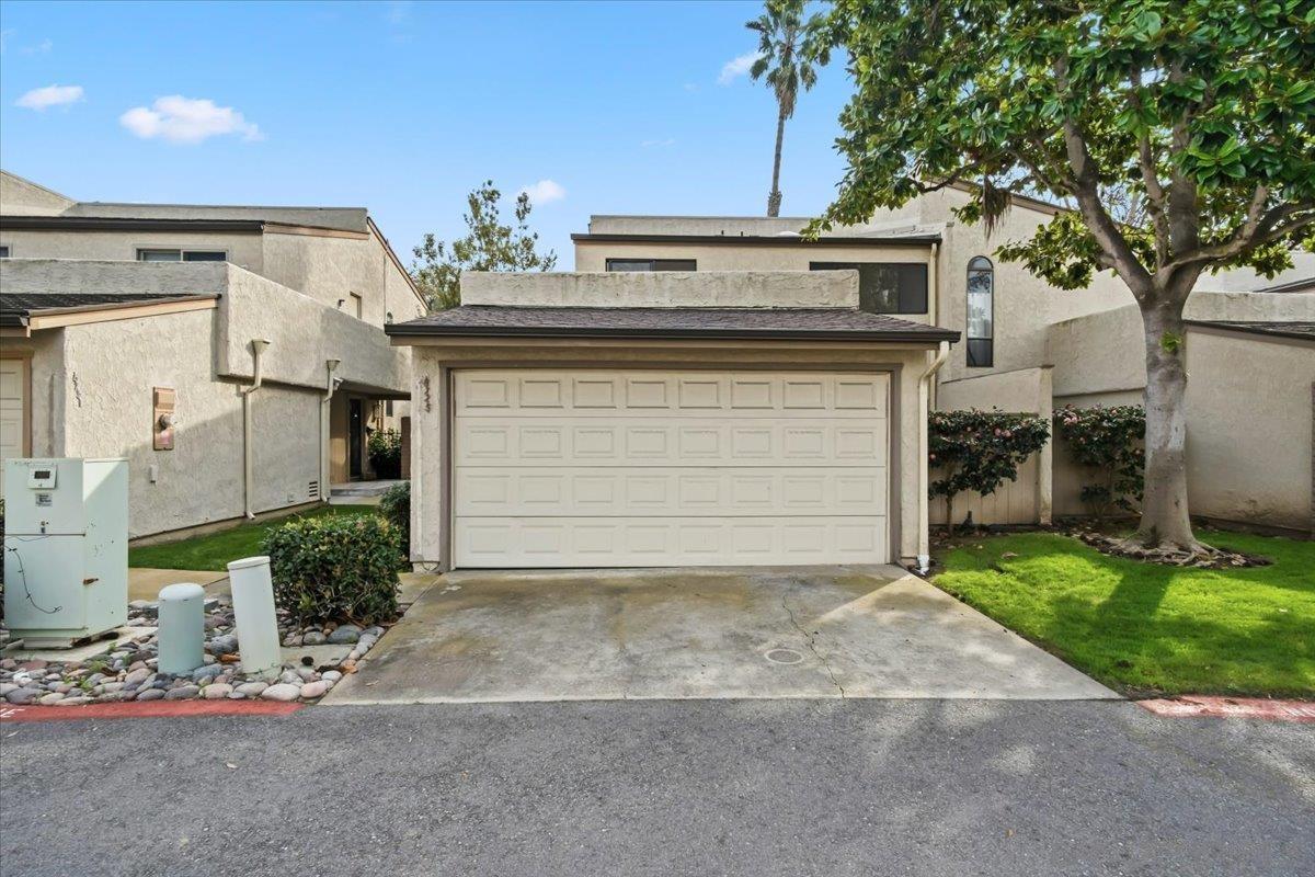 Detail Gallery Image 29 of 66 For 8725  Caminito Abrazo, La Jolla,  CA 92037 - 4 Beds | 2/1 Baths