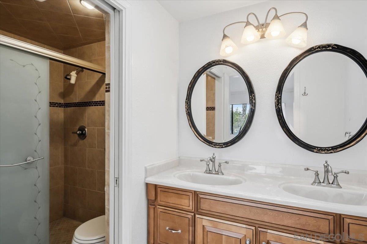 Detail Gallery Image 43 of 66 For 8725  Caminito Abrazo, La Jolla,  CA 92037 - 4 Beds | 2/1 Baths