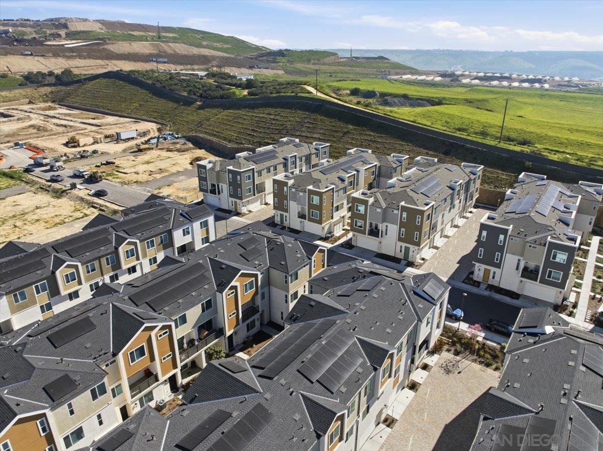 Detail Gallery Image 35 of 39 For 850  Kili St  #7,  Chula Vista,  CA 91911 - 3 Beds | 2/1 Baths