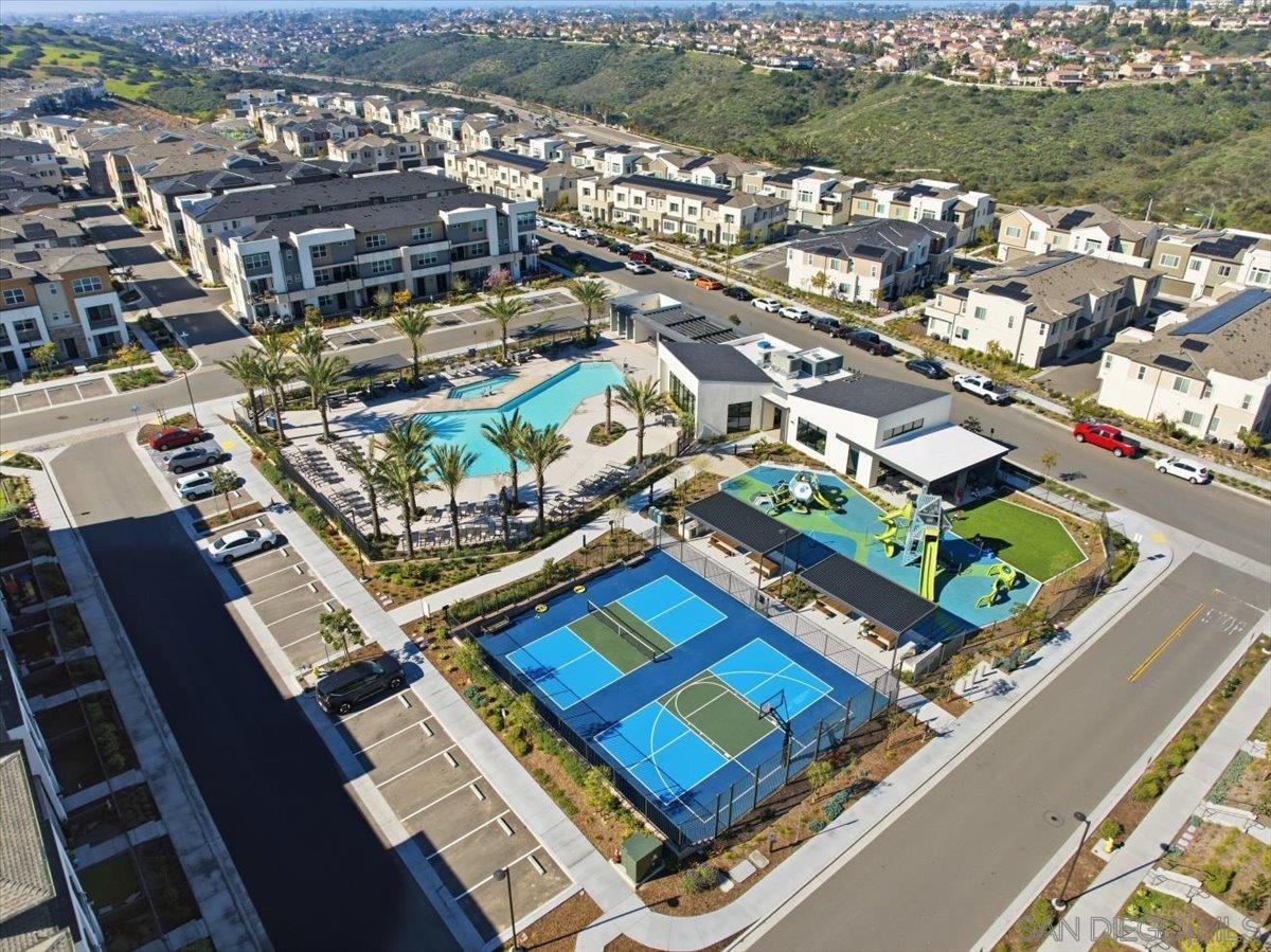 Detail Gallery Image 37 of 39 For 850  Kili St  #7,  Chula Vista,  CA 91911 - 3 Beds | 2/1 Baths