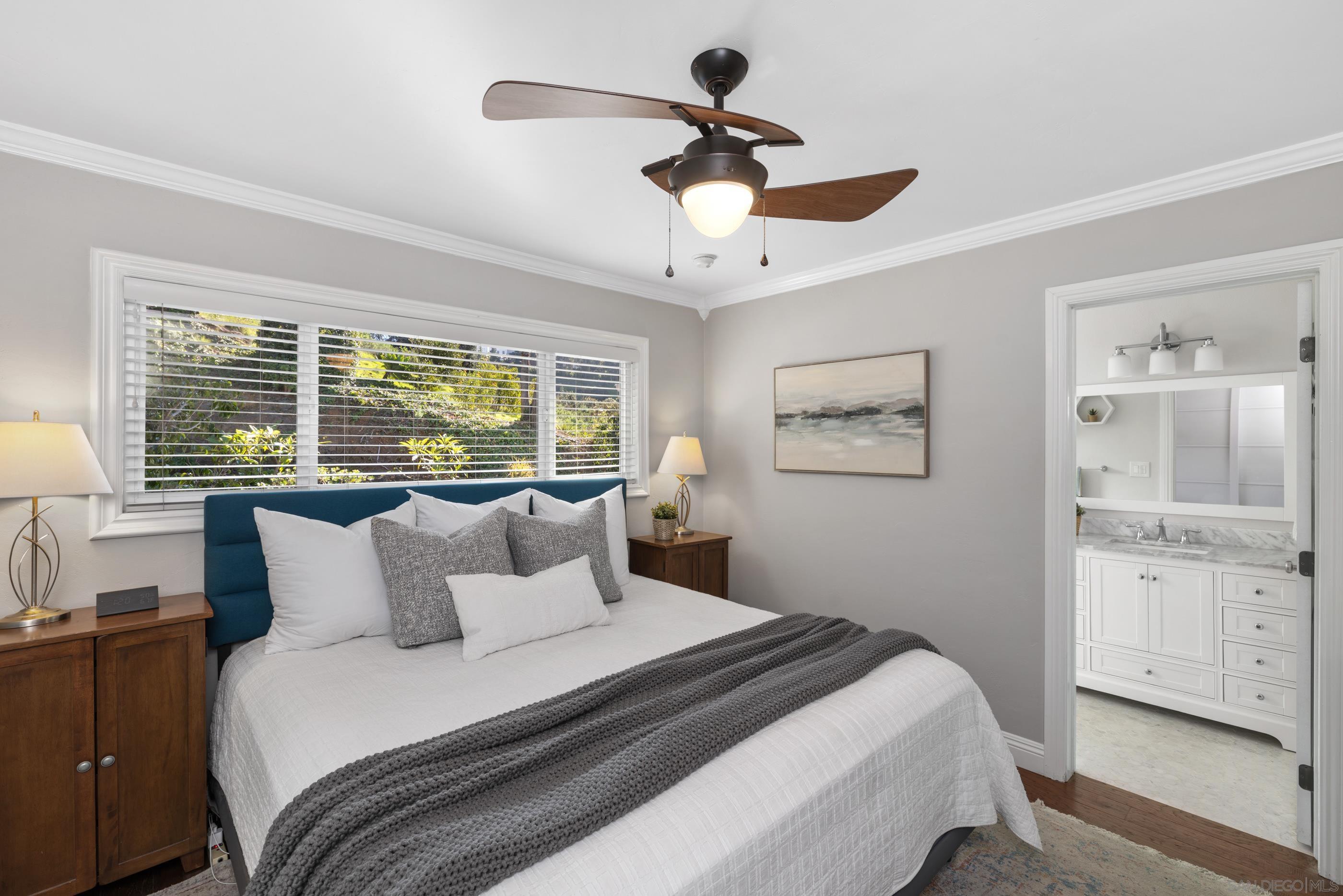 Detail Gallery Image 12 of 28 For 5606  Adobe Falls Pl, San Diego,  CA 92120 - 3 Beds | 2 Baths