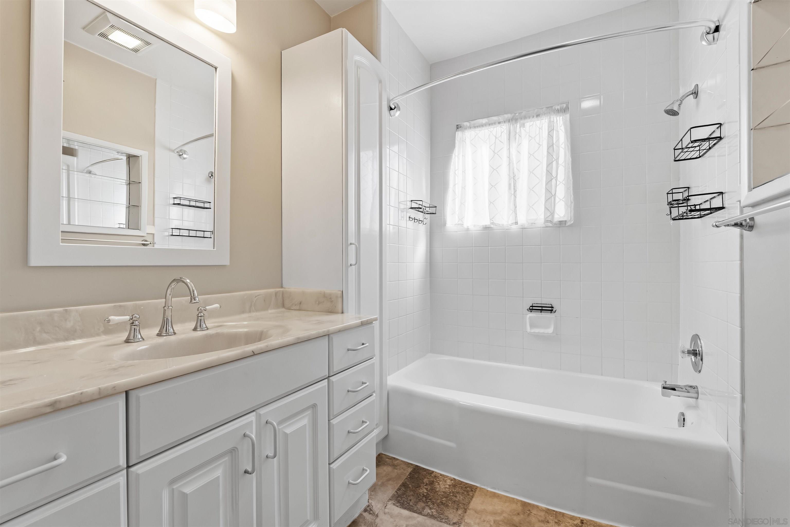 Detail Gallery Image 9 of 47 For 4849 W Point Loma, San Diego,  CA 92107 - – Beds | – Baths