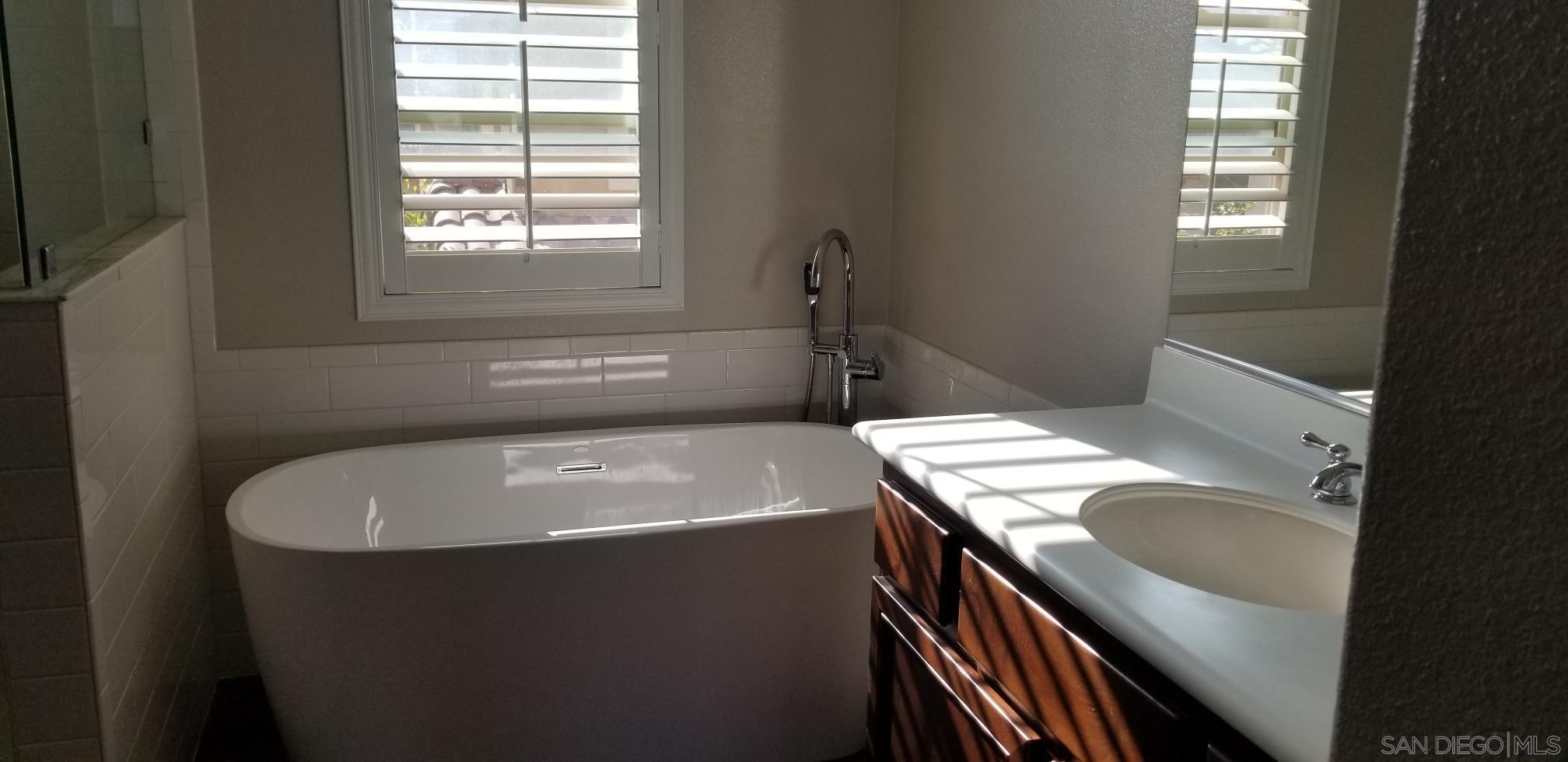 Detail Gallery Image 17 of 23 For 2236  Antonio  20, Chula Vista,  CA 91915 - 4 Beds | 3 Baths