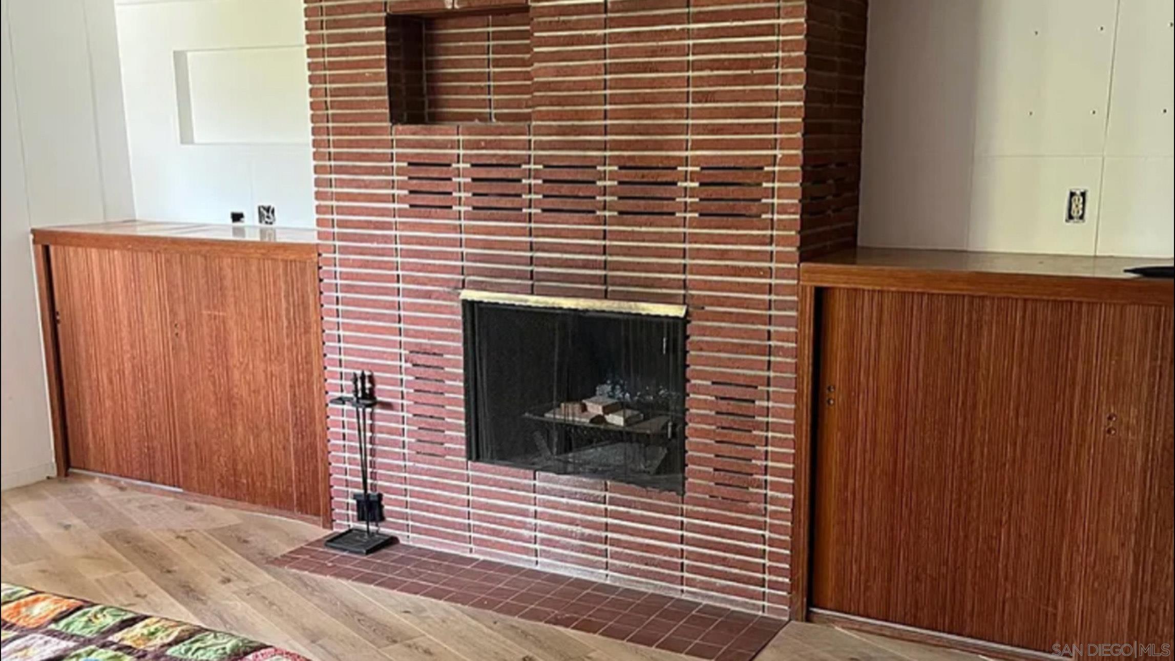 Detail Gallery Image 10 of 29 For 630  Cortez Ave, Vista,  CA 92084 - 3 Beds | 2/1 Baths