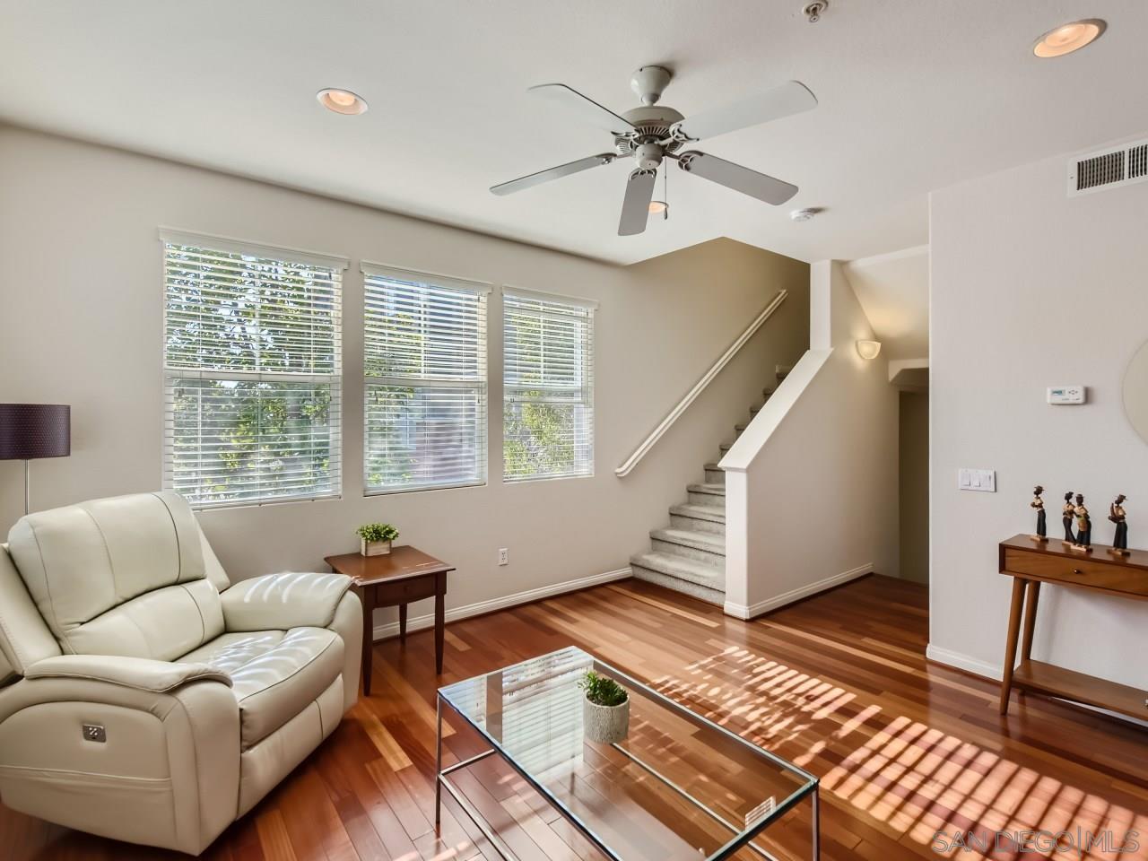 Front Image Thumbnail for SD260001963