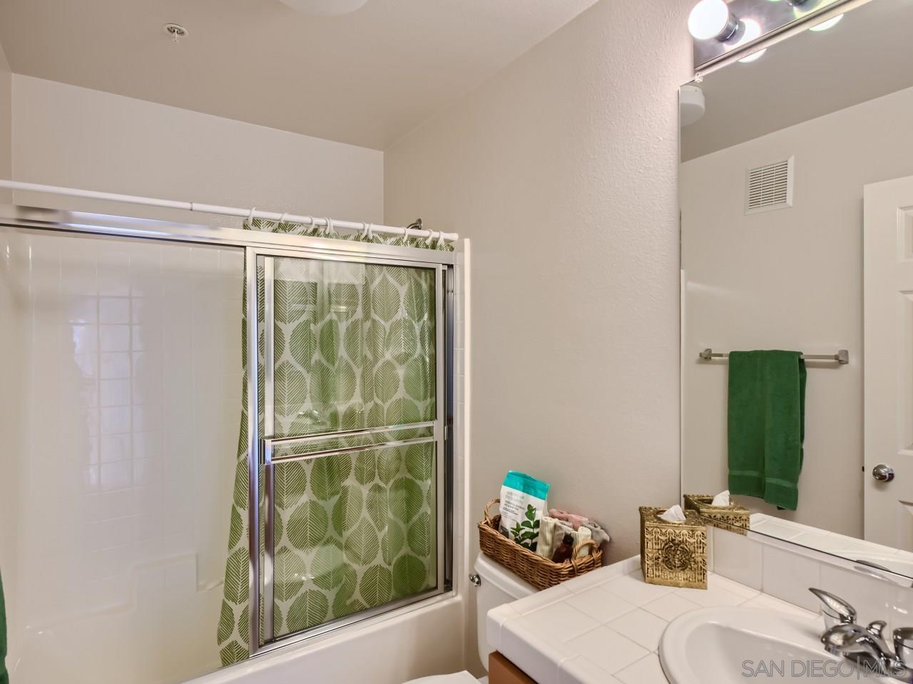 Detail Gallery Image 18 of 25 For 8761  Plaza Park Ln, San Diego,  CA 92123 - 2 Beds | 2/1 Baths