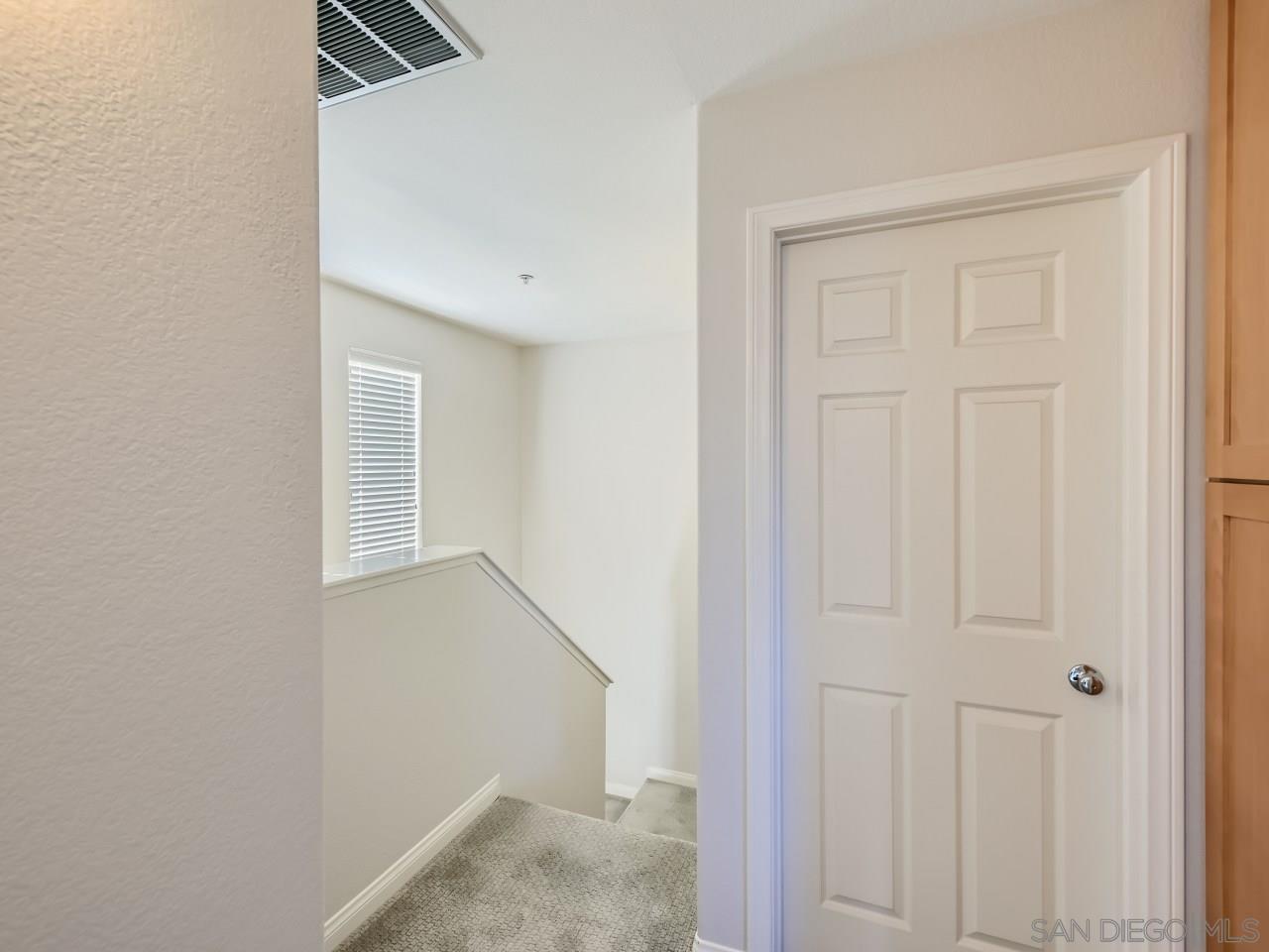 Detail Gallery Image 21 of 25 For 8761  Plaza Park Ln, San Diego,  CA 92123 - 2 Beds | 2/1 Baths
