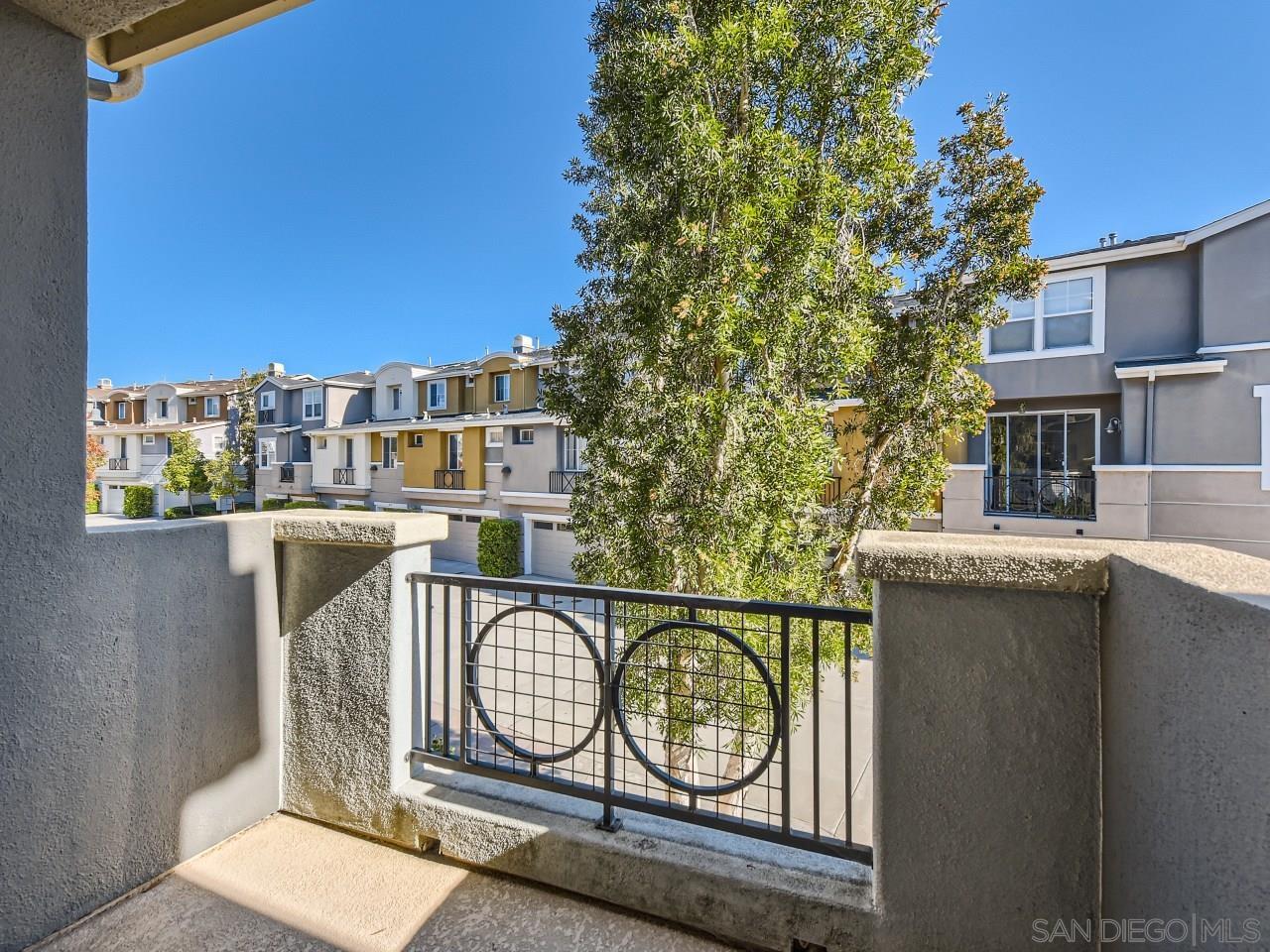 Detail Gallery Image 22 of 25 For 8761  Plaza Park Ln, San Diego,  CA 92123 - 2 Beds | 2/1 Baths