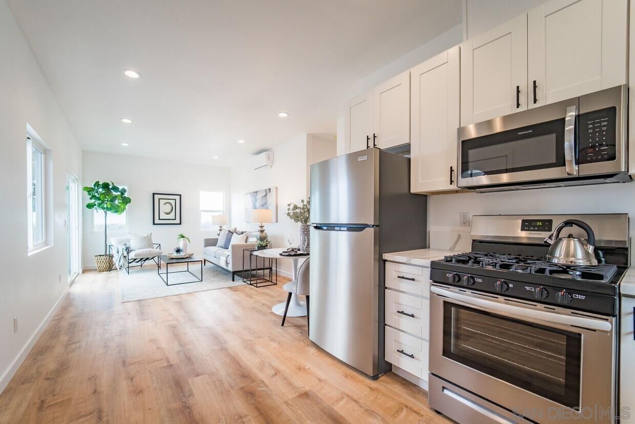 Detail Gallery Image 14 of 24 For 6737  Thomson Court, San Diego,  CA 92111 - – Beds | – Baths