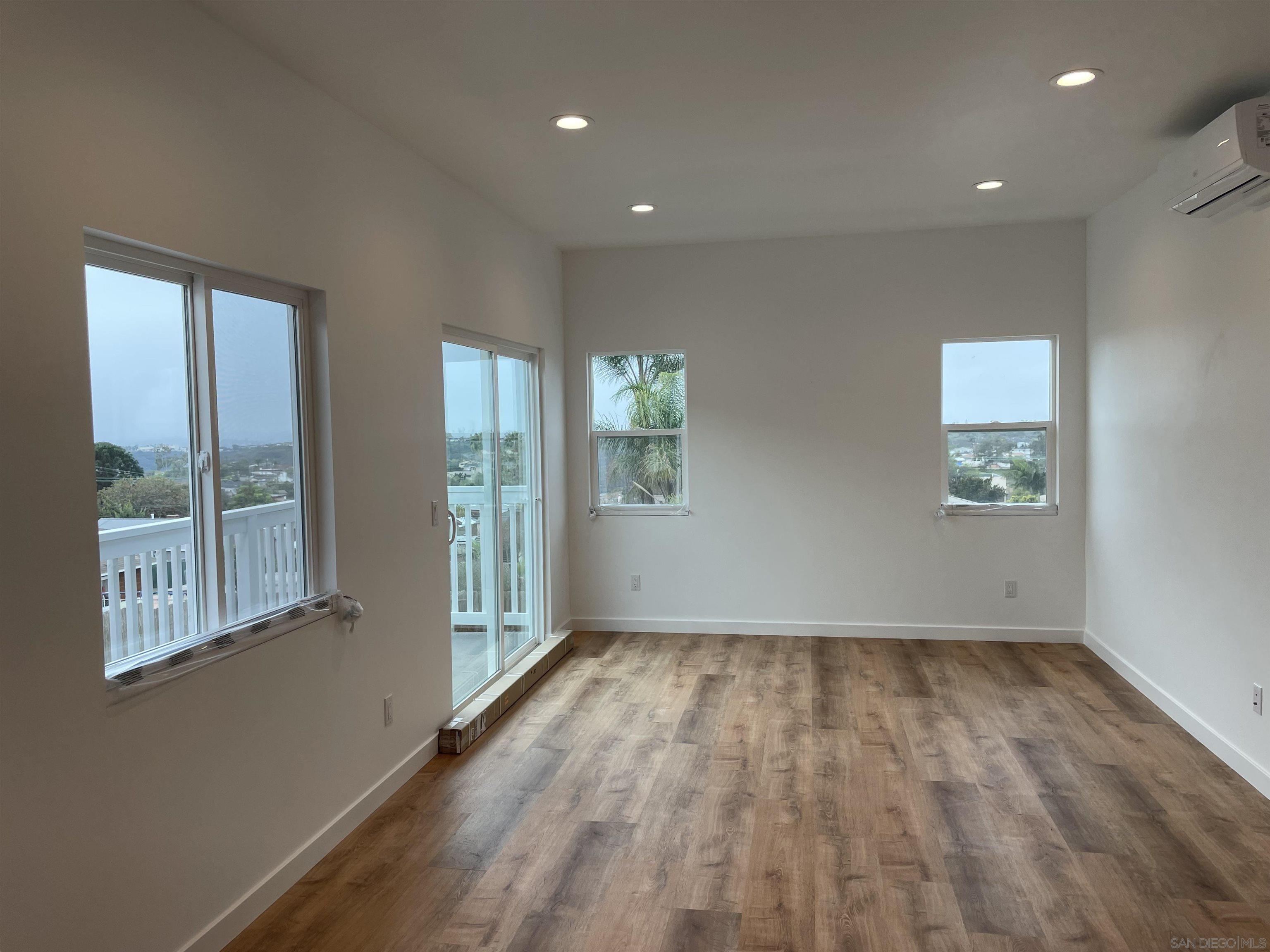 Detail Gallery Image 23 of 24 For 6737  Thomson Court, San Diego,  CA 92111 - – Beds | – Baths