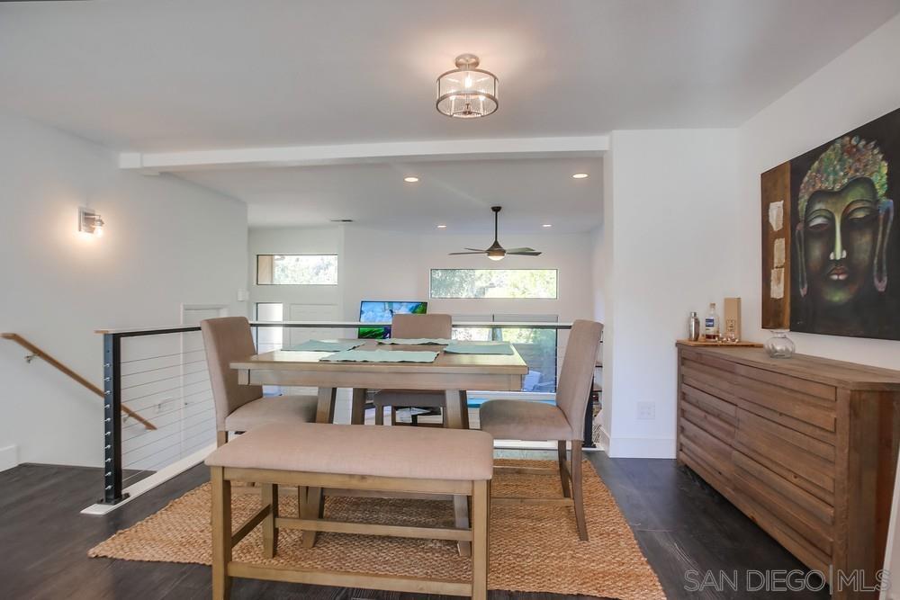 Detail Gallery Image 12 of 25 For 2525  Woodlands Way, Oceanside,  CA 92054 - 3 Beds | 2/1 Baths