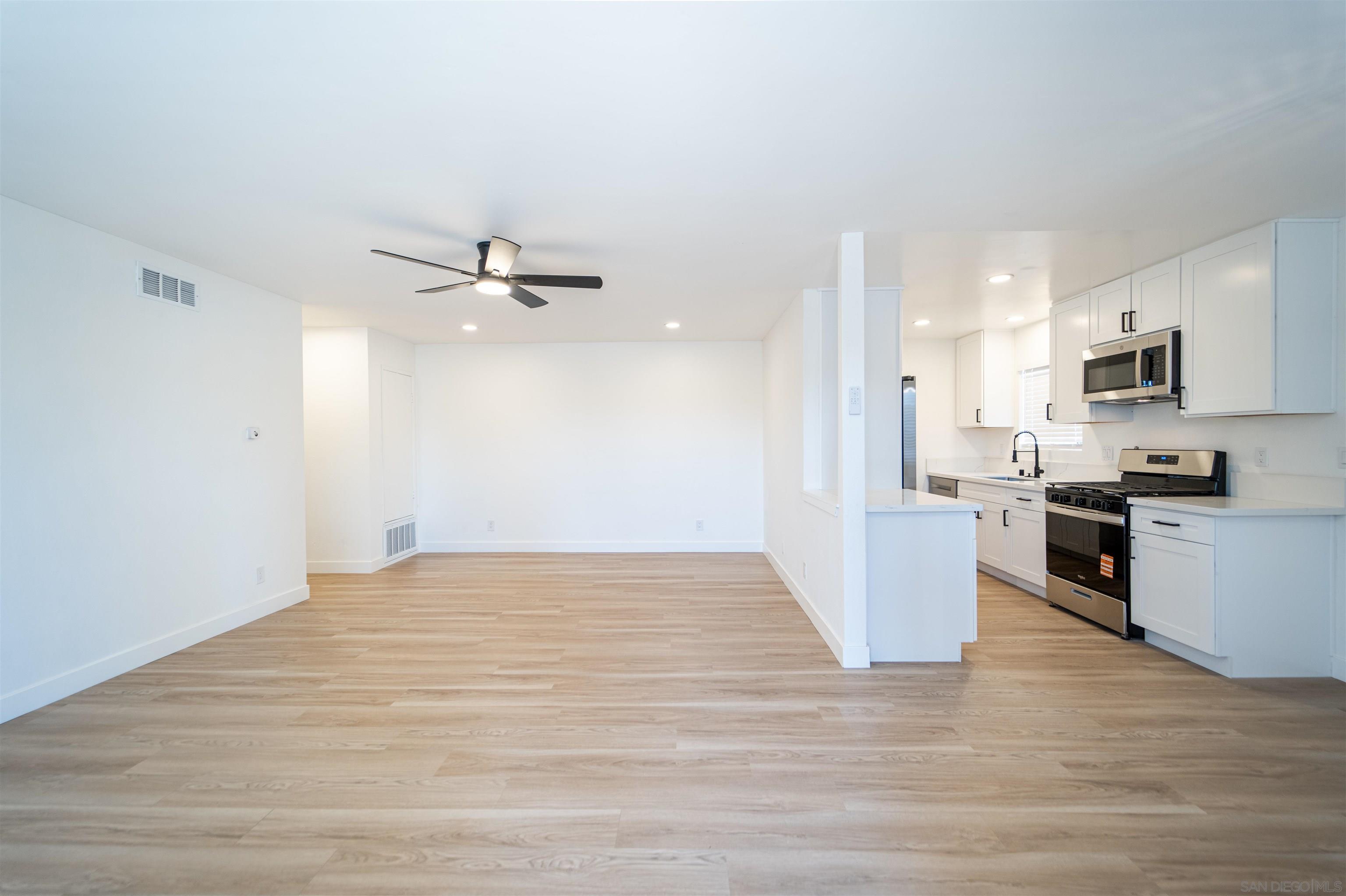 Front Image Thumbnail for SD260001975