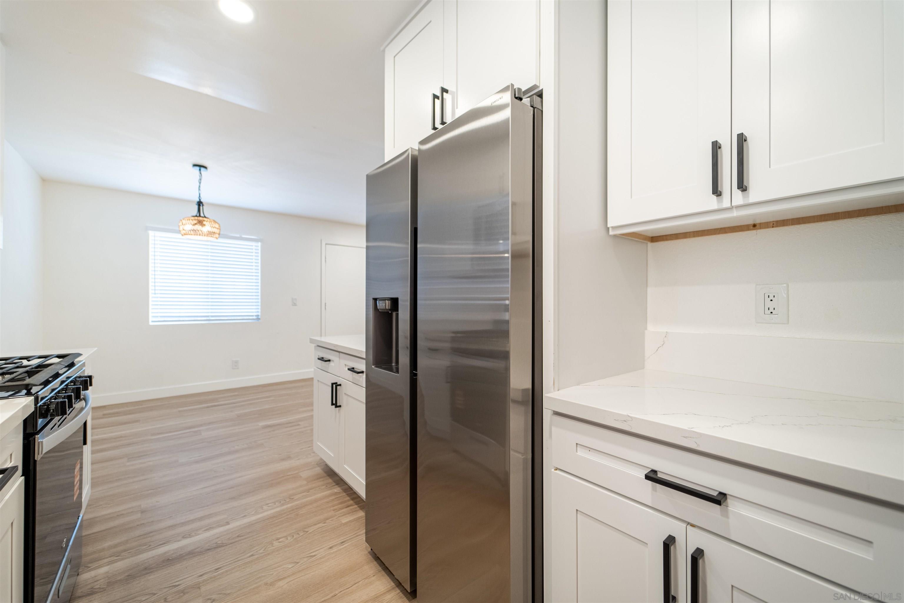 Detail Gallery Image 7 of 22 For 1306 W San Ysidro Blvd  #D,  San Ysidro,  CA 92173 - 2 Beds | 1 Baths