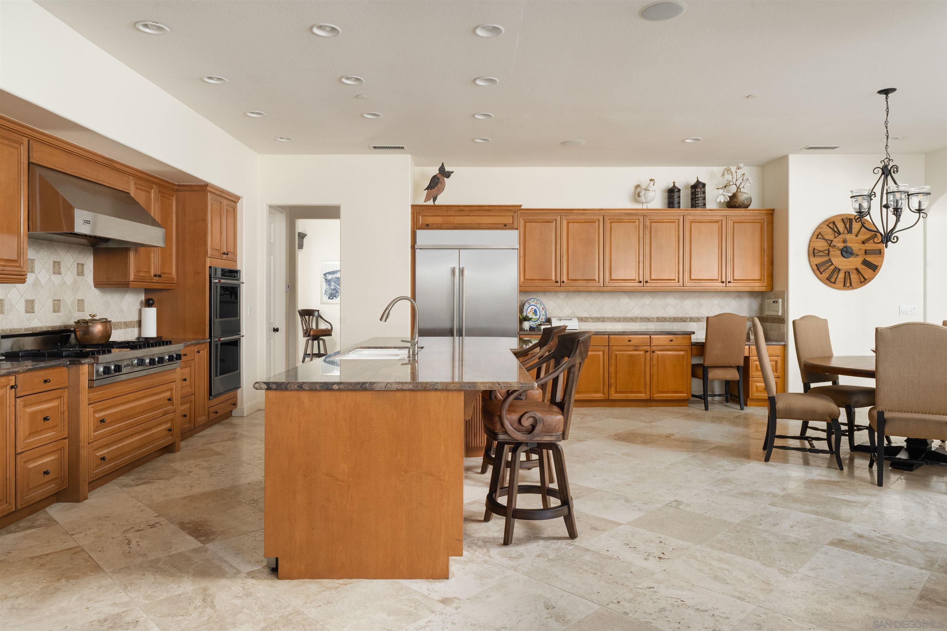 Detail Gallery Image 11 of 41 For 6160  Avenida Del Duque, Rancho Santa Fe,  CA 92067 - 4 Beds | 4/1 Baths