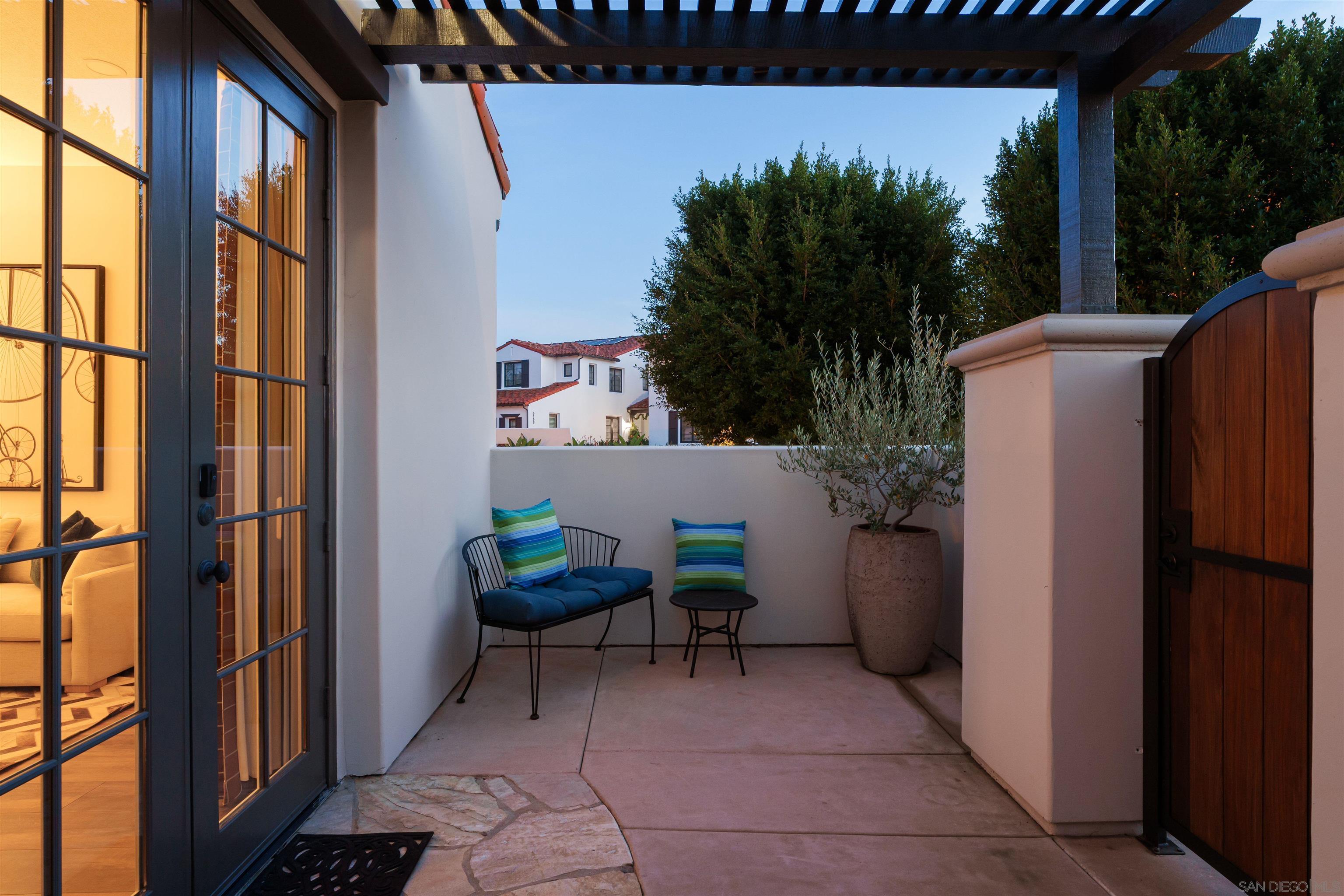 Detail Gallery Image 24 of 41 For 6160  Avenida Del Duque, Rancho Santa Fe,  CA 92067 - 4 Beds | 4/1 Baths