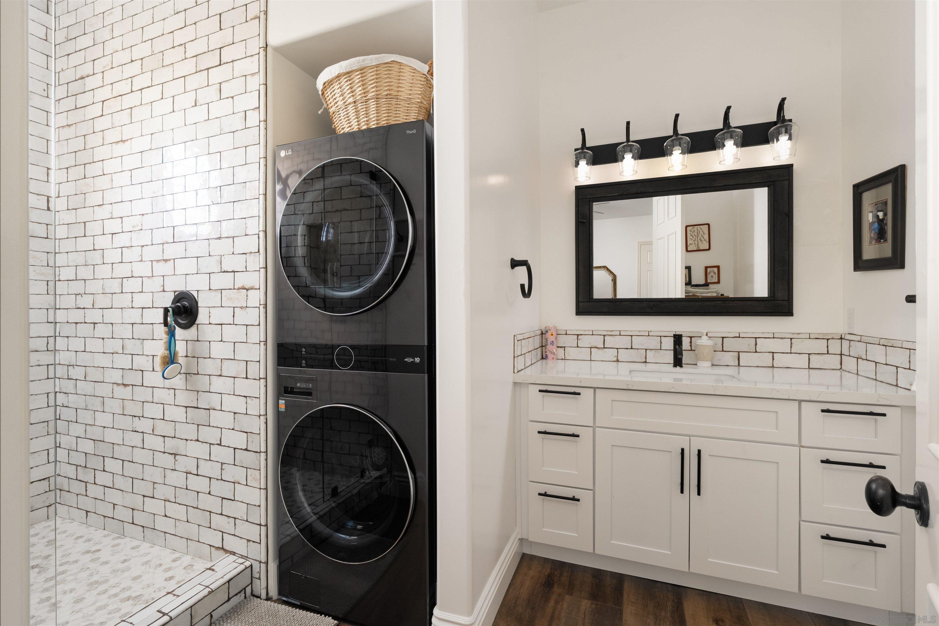 Detail Gallery Image 30 of 41 For 6160  Avenida Del Duque, Rancho Santa Fe,  CA 92067 - 4 Beds | 4/1 Baths