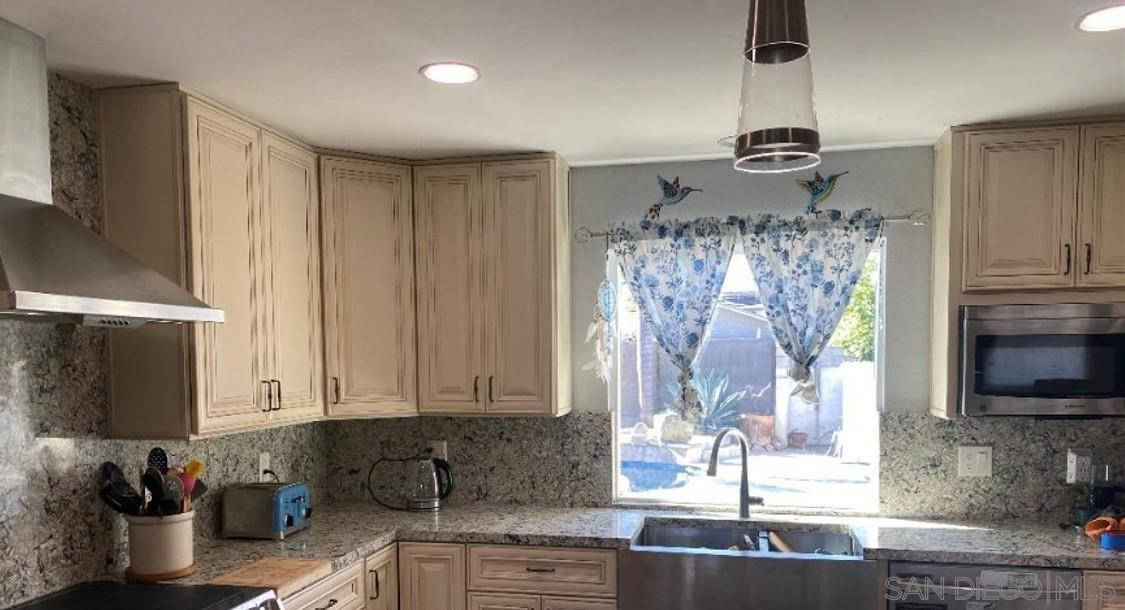 Detail Gallery Image 5 of 9 For 10032  Tamil Rd, Lakeside,  CA 92040 - 3 Beds | 2 Baths