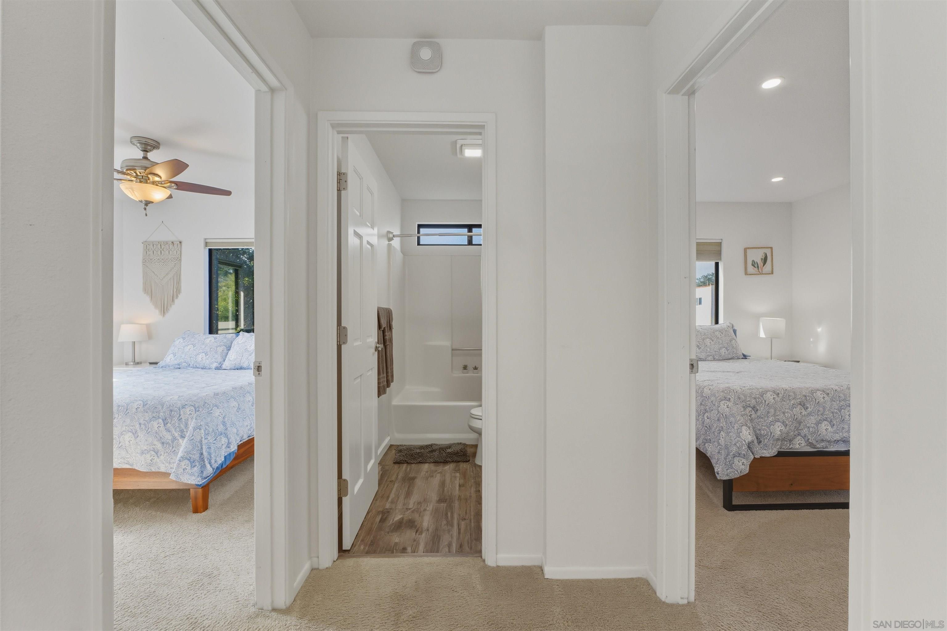 Detail Gallery Image 45 of 55 For 1066-68  Emerald St, San Diego,  CA 92109 - 6 Beds | 4 Baths