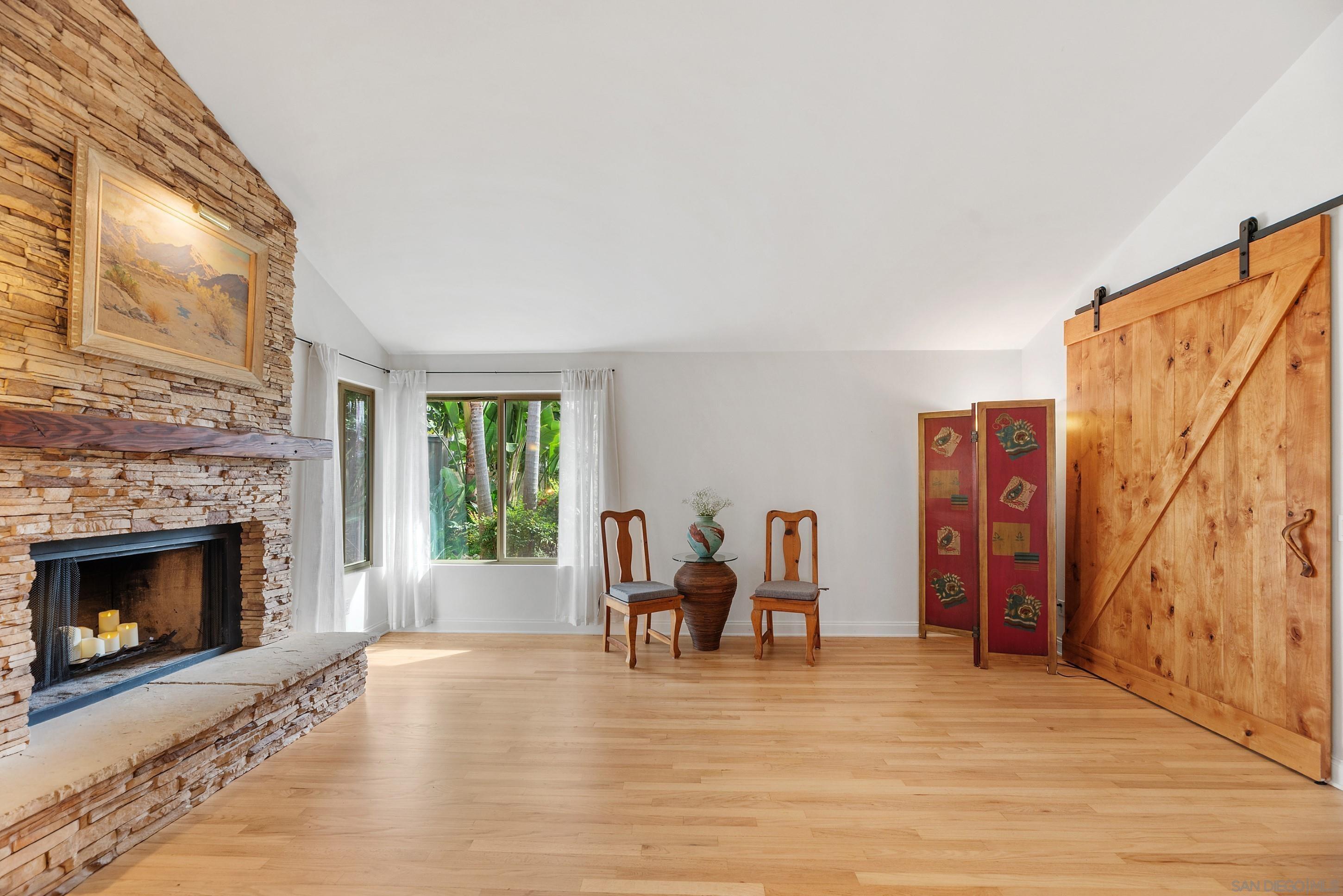 Detail Gallery Image 11 of 73 For 2726  Naples Ct, Carlsbad,  CA 92010 - 4 Beds | 3 Baths