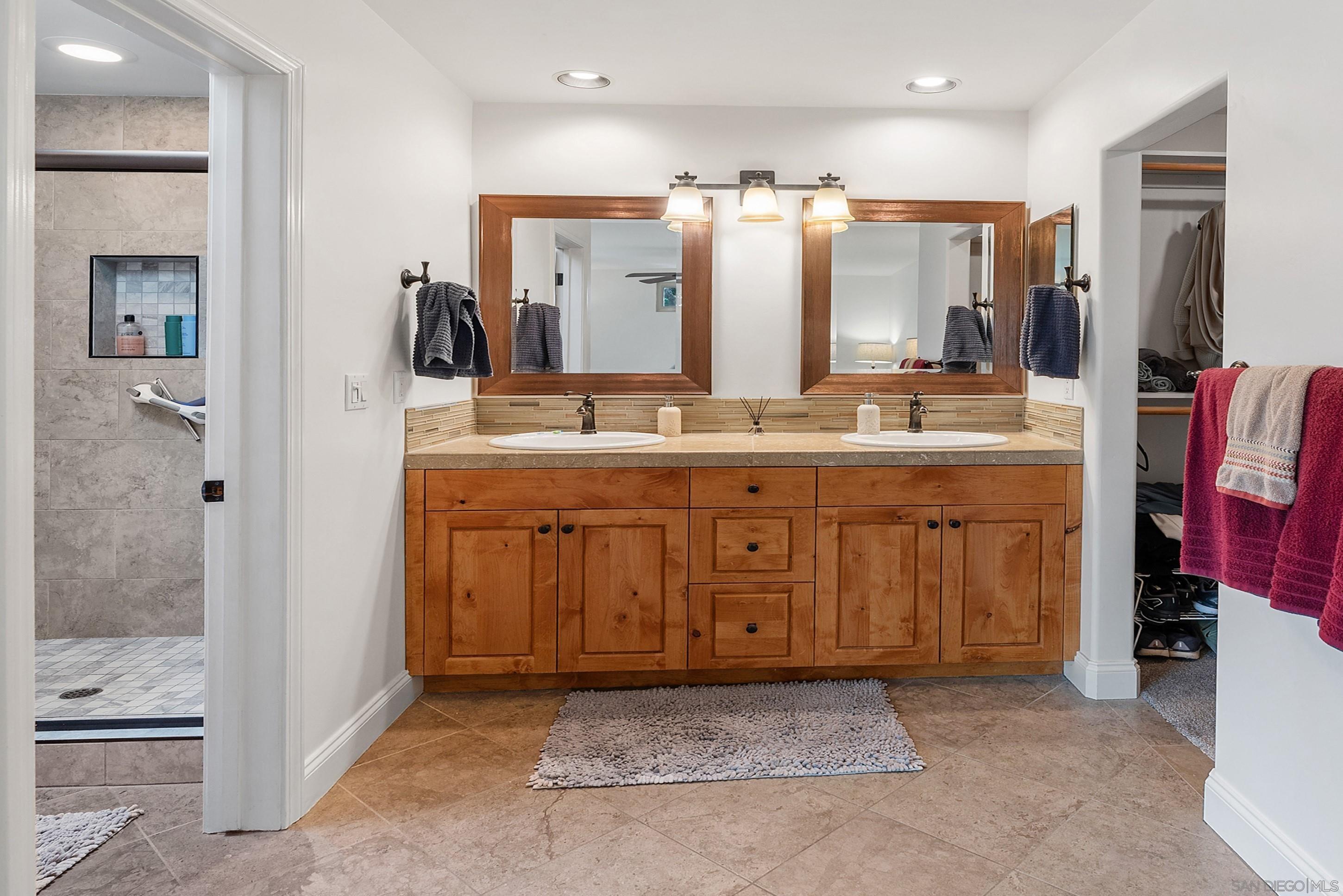 Detail Gallery Image 28 of 73 For 2726  Naples Ct, Carlsbad,  CA 92010 - 4 Beds | 3 Baths