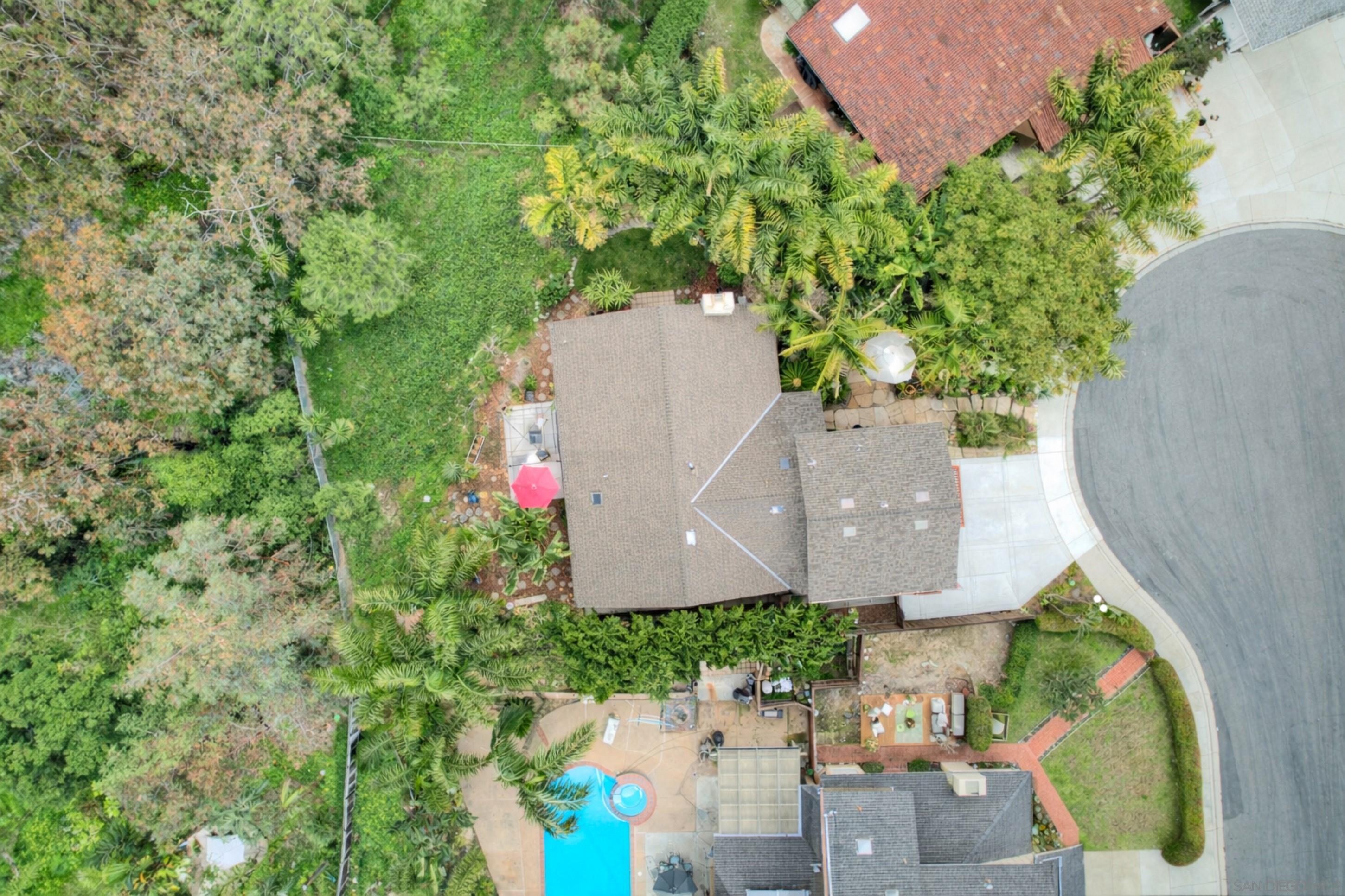 Detail Gallery Image 50 of 73 For 2726  Naples Ct, Carlsbad,  CA 92010 - 4 Beds | 3 Baths