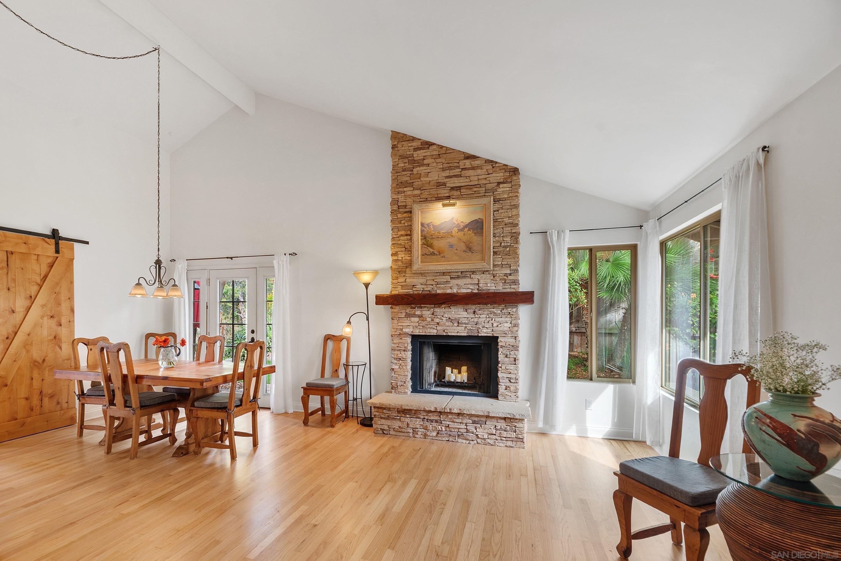 Detail Gallery Image 6 of 73 For 2726  Naples Ct, Carlsbad,  CA 92010 - 4 Beds | 3 Baths