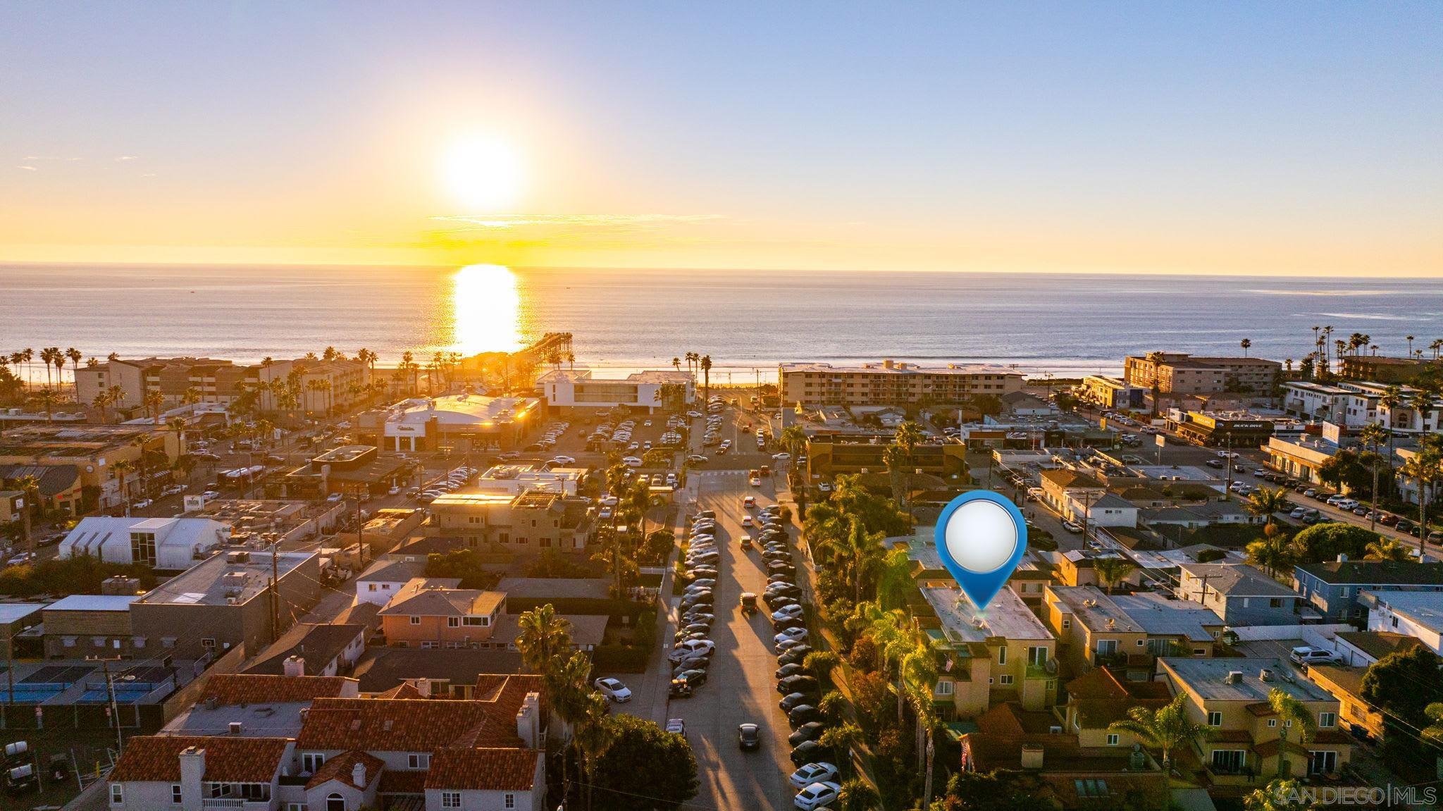 Detail Gallery Image 45 of 51 For 886  Felspar St, San Diego,  CA 92109 - 3 Beds | 2/1 Baths