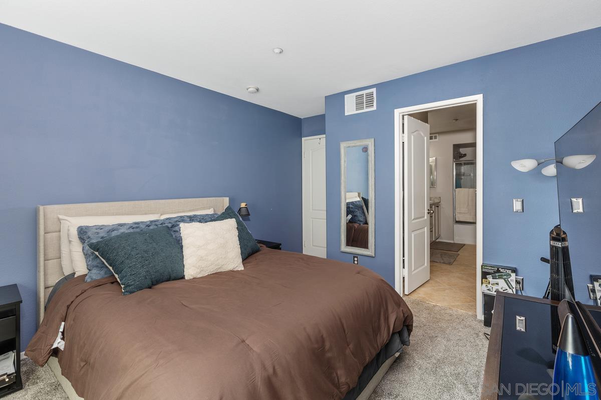 Detail Gallery Image 16 of 28 For 3182  Cabrillo Bay Lane, San Diego,  CA 92110 - 2 Beds | 2 Baths