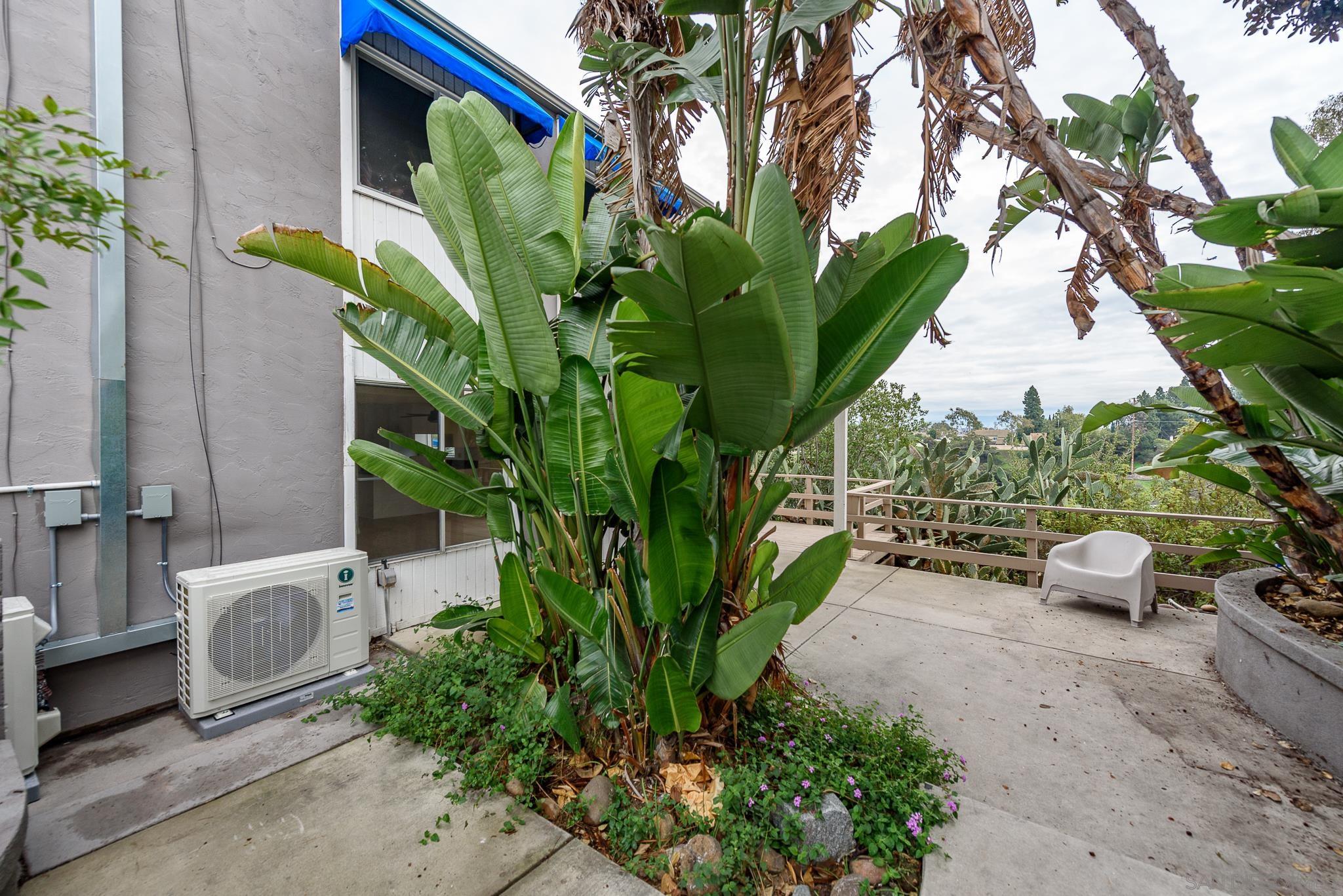 Detail Gallery Image 7 of 31 For 1777  Pentuckett  B, San Diego,  CA 92104 - 4 Beds | 2 Baths