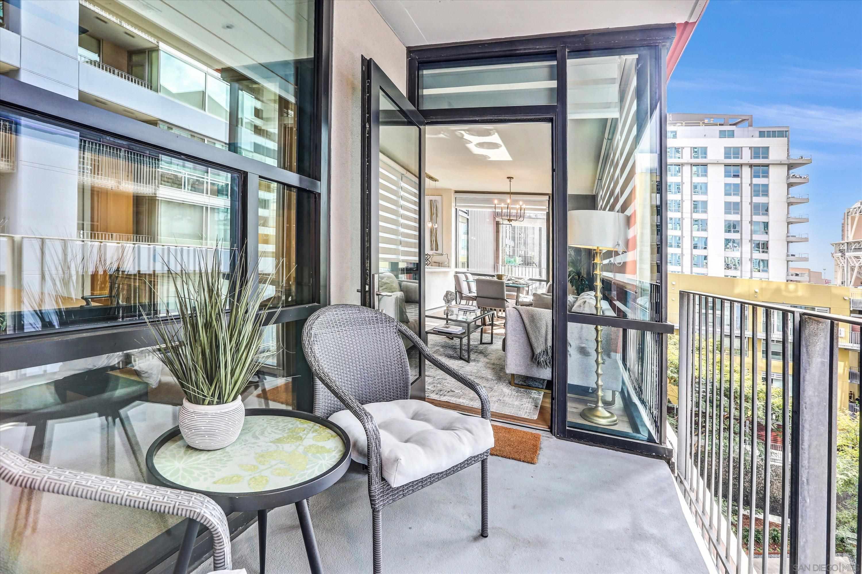 Front Image Thumbnail for SD260001992