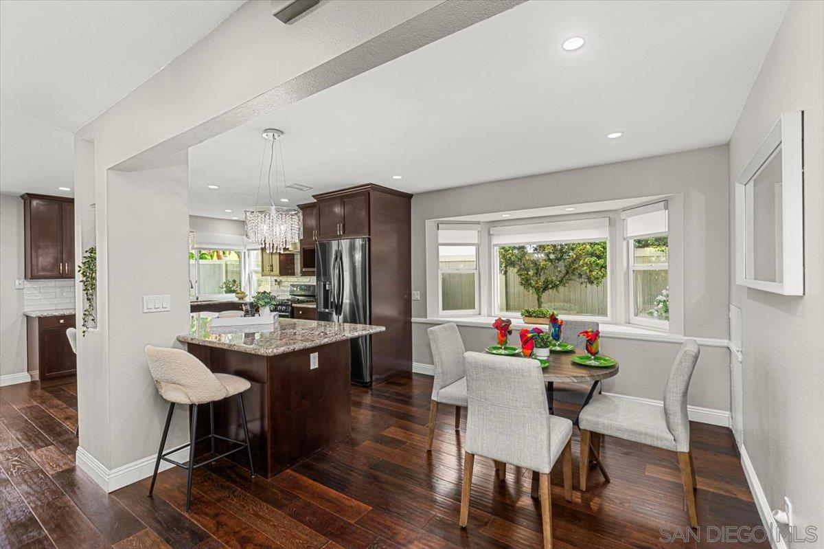 Detail Gallery Image 9 of 35 For 10812  Charing Cross, Spring Valley,  CA 91978 - 3 Beds | 2 Baths