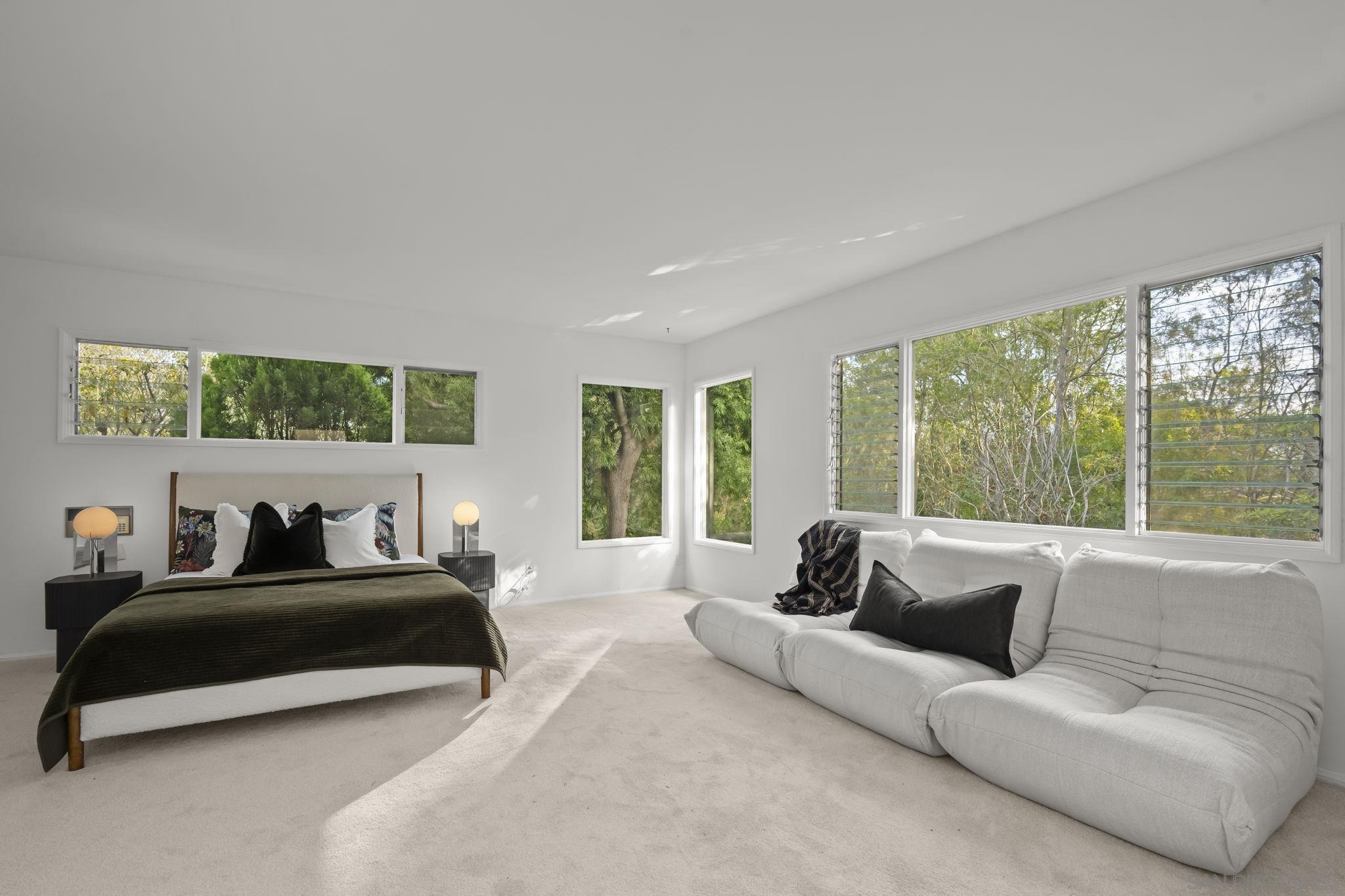 Detail Gallery Image 3 of 12 For 6141  Lago Lindo, Rancho Santa Fe,  CA 92067 - 4 Beds | 4/1 Baths