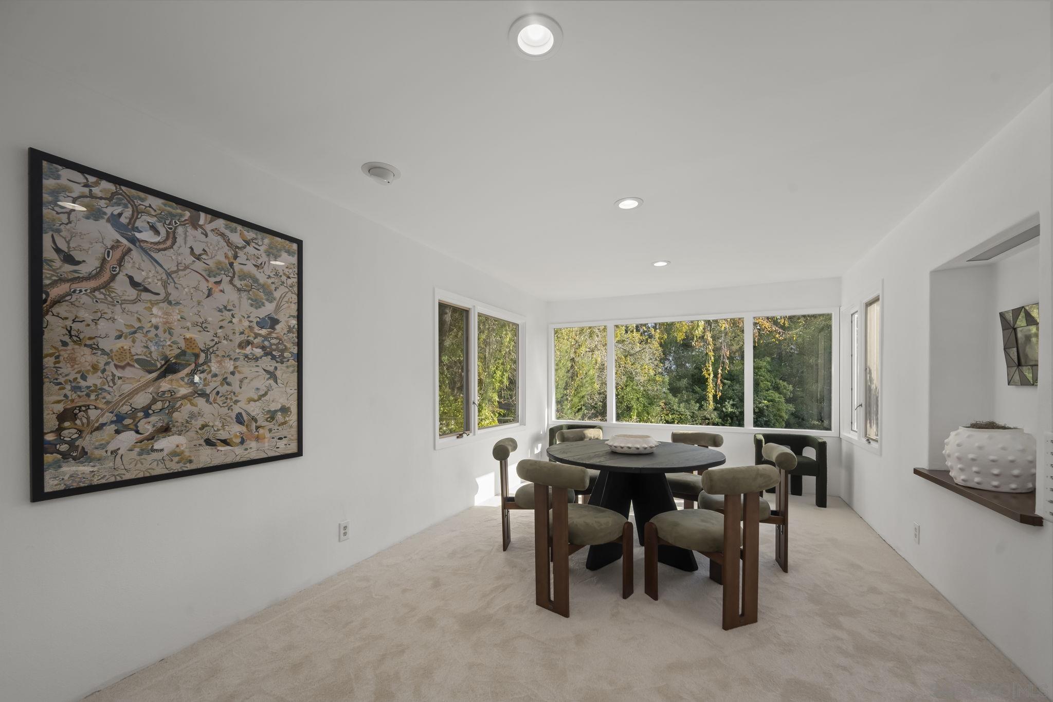 Detail Gallery Image 5 of 12 For 6141  Lago Lindo, Rancho Santa Fe,  CA 92067 - 4 Beds | 4/1 Baths