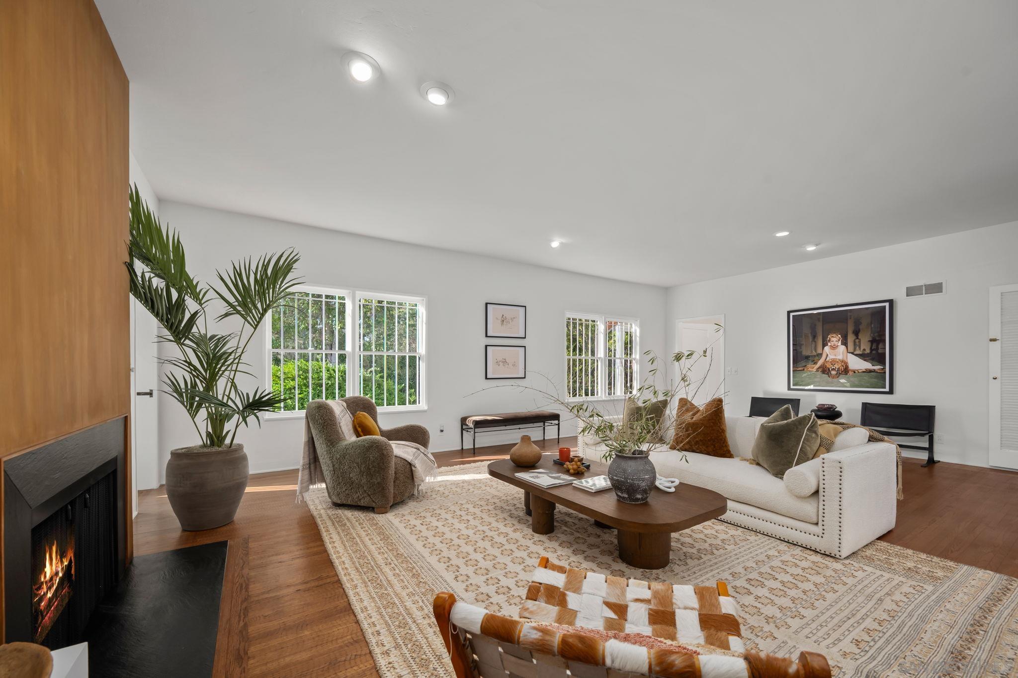 Detail Gallery Image 6 of 12 For 6141  Lago Lindo, Rancho Santa Fe,  CA 92067 - 4 Beds | 4/1 Baths