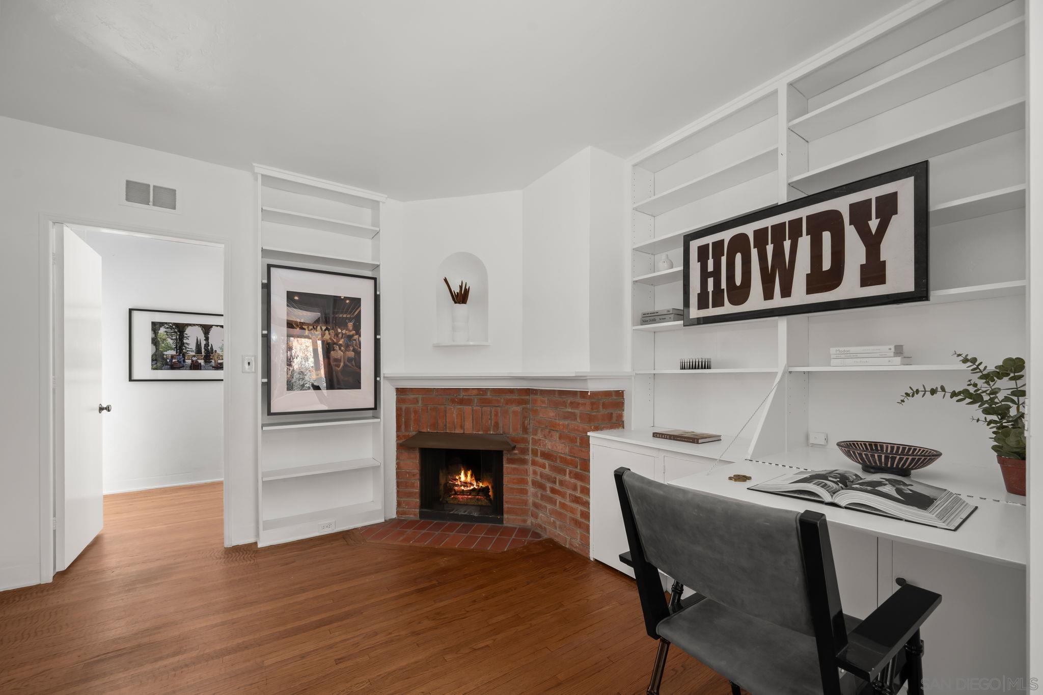 Detail Gallery Image 7 of 12 For 6141  Lago Lindo, Rancho Santa Fe,  CA 92067 - 4 Beds | 4/1 Baths