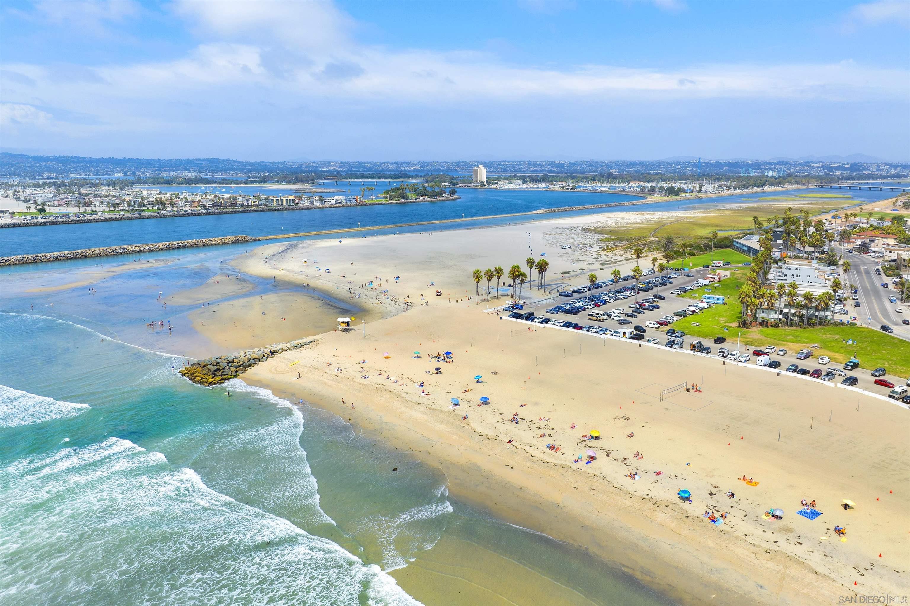 Detail Gallery Image 3 of 33 For 5123  Lotus St, San Diego,  CA 92107 - 1 Beds | 1 Baths