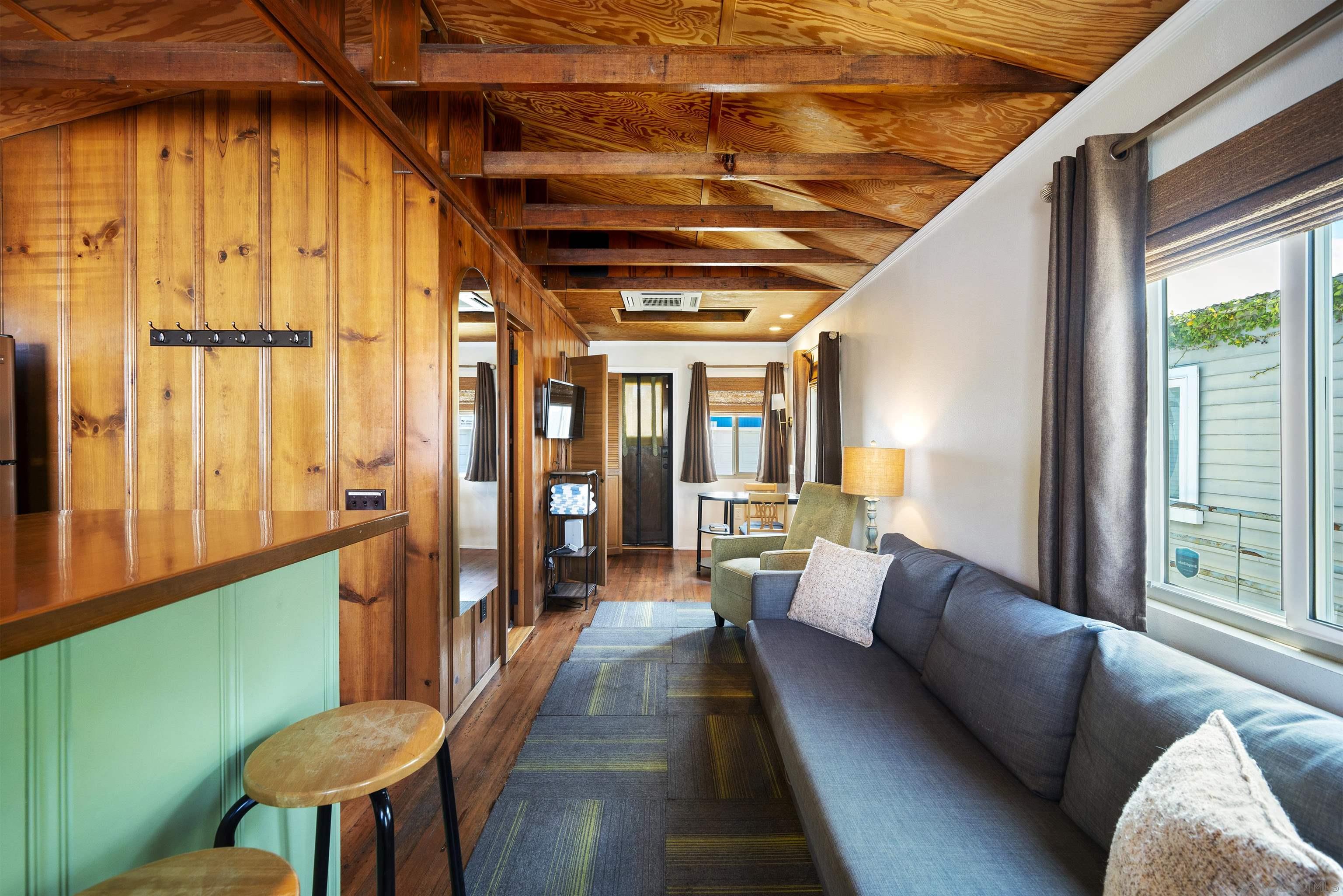 Detail Gallery Image 26 of 33 For 5123  Lotus St, San Diego,  CA 92107 - 1 Beds | 1 Baths