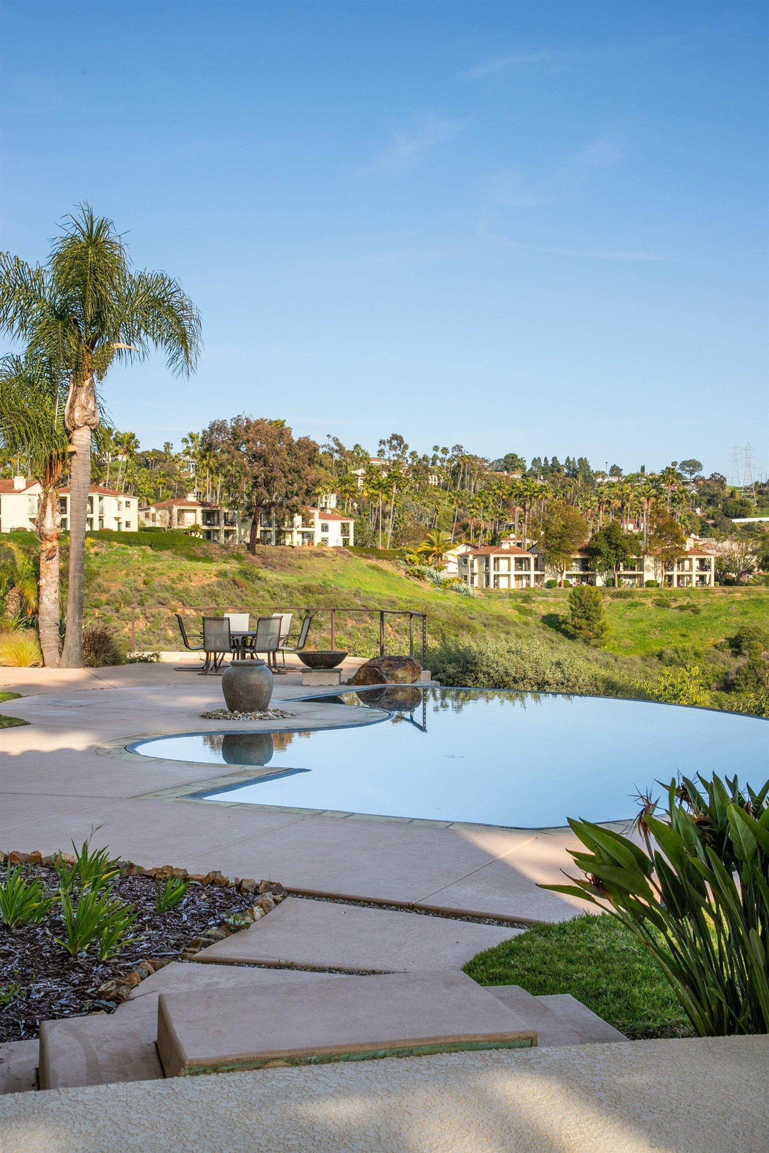 Detail Gallery Image 35 of 45 For 2922  Managua Place, Carlsbad,  CA 92009 - 7 Beds | 7/1 Baths