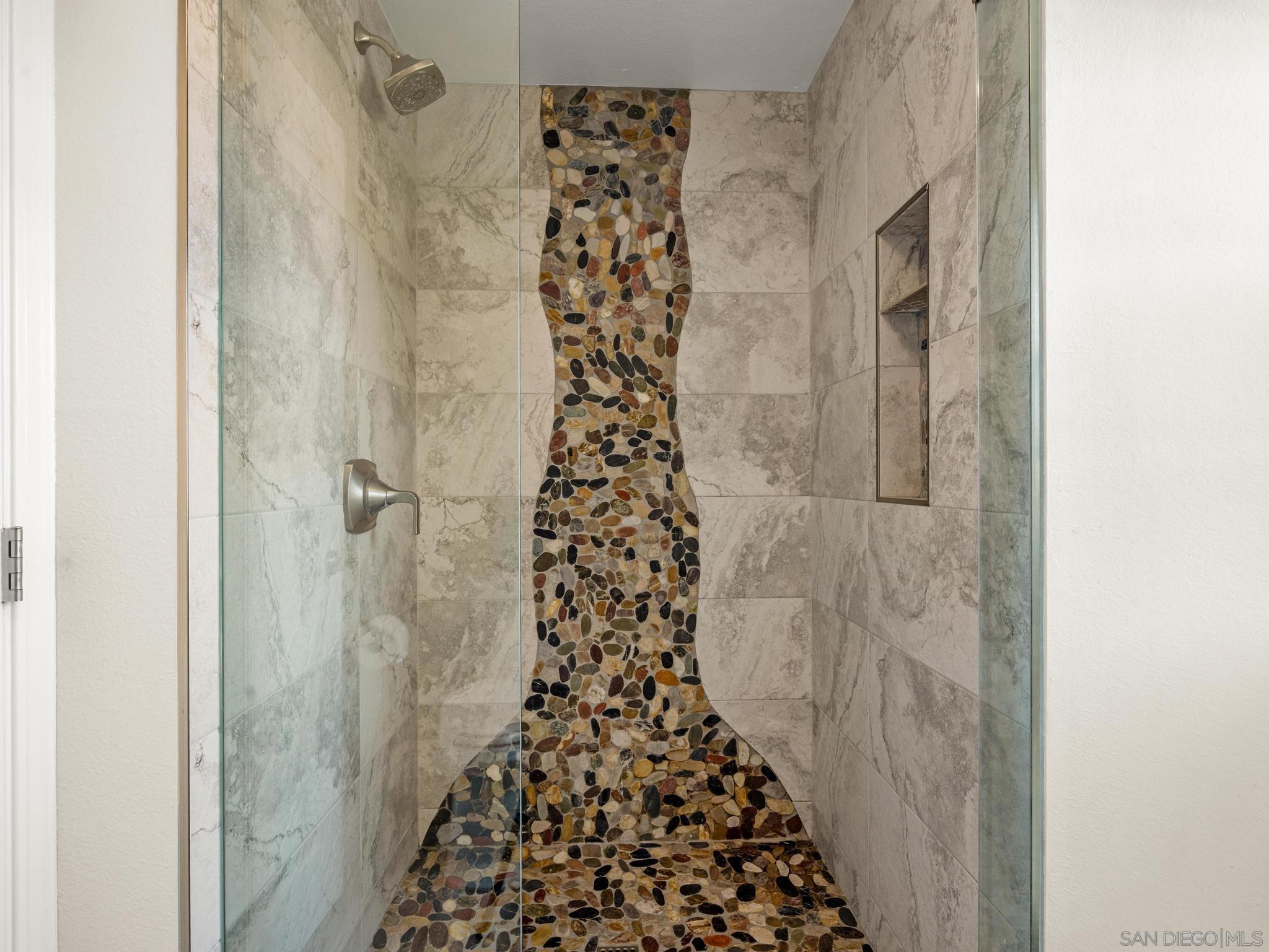 Detail Gallery Image 24 of 33 For 13303  Betty Lee Way, Poway,  CA 92064 - 5 Beds | 3 Baths