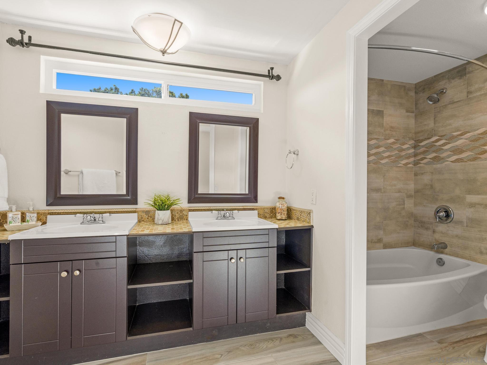 Detail Gallery Image 28 of 33 For 13303  Betty Lee Way, Poway,  CA 92064 - 5 Beds | 3 Baths