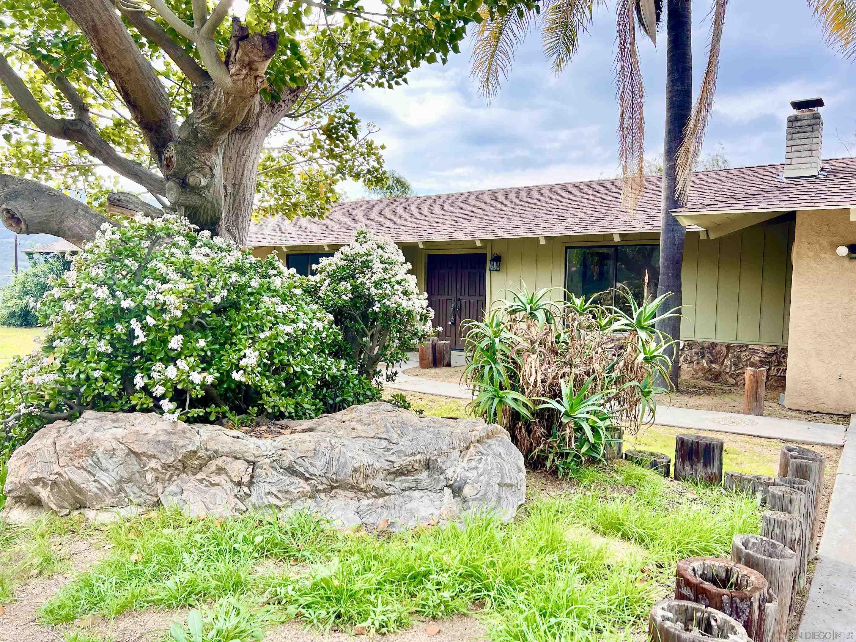 Front Image Thumbnail for SD260002005