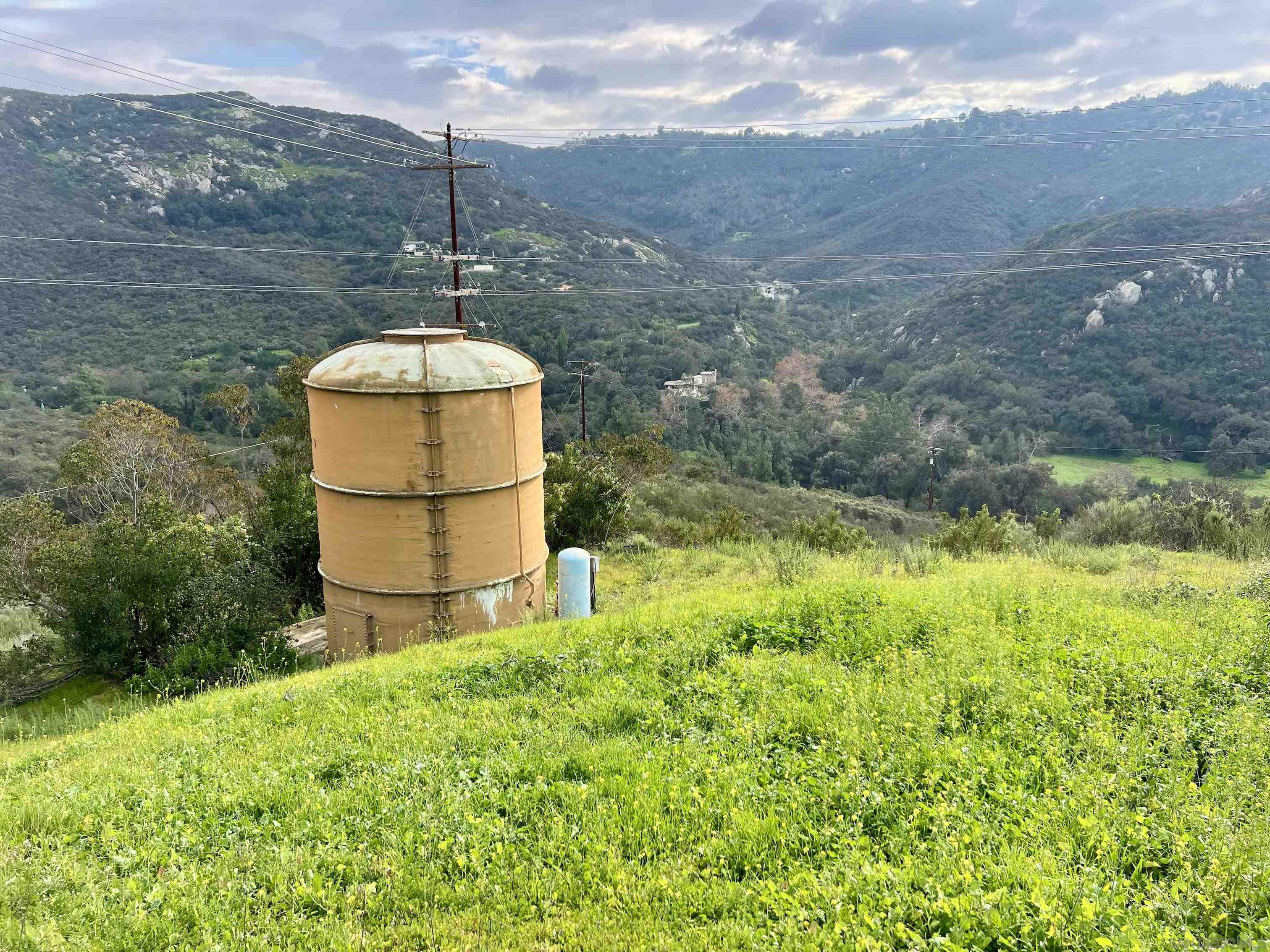 Detail Gallery Image 32 of 47 For 10361  Old Castle Rd, Valley Center,  CA 92082 - 3 Beds | 2/1 Baths