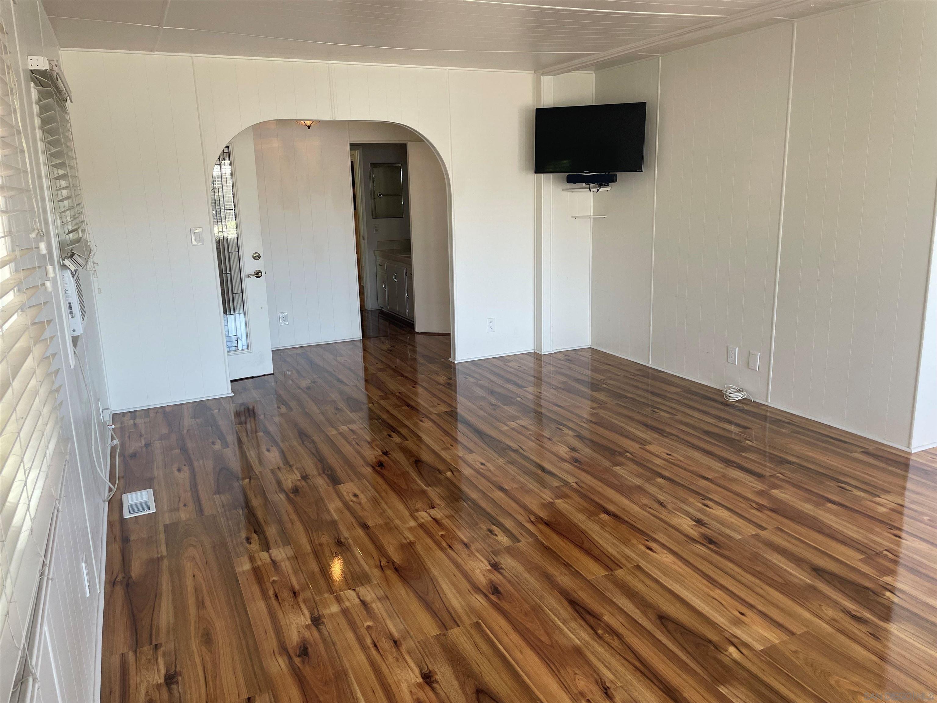 Detail Gallery Image 5 of 11 For 1120  E Mission Rd  39, Fallbrook,  CA 92028 - 2 Beds | 2 Baths