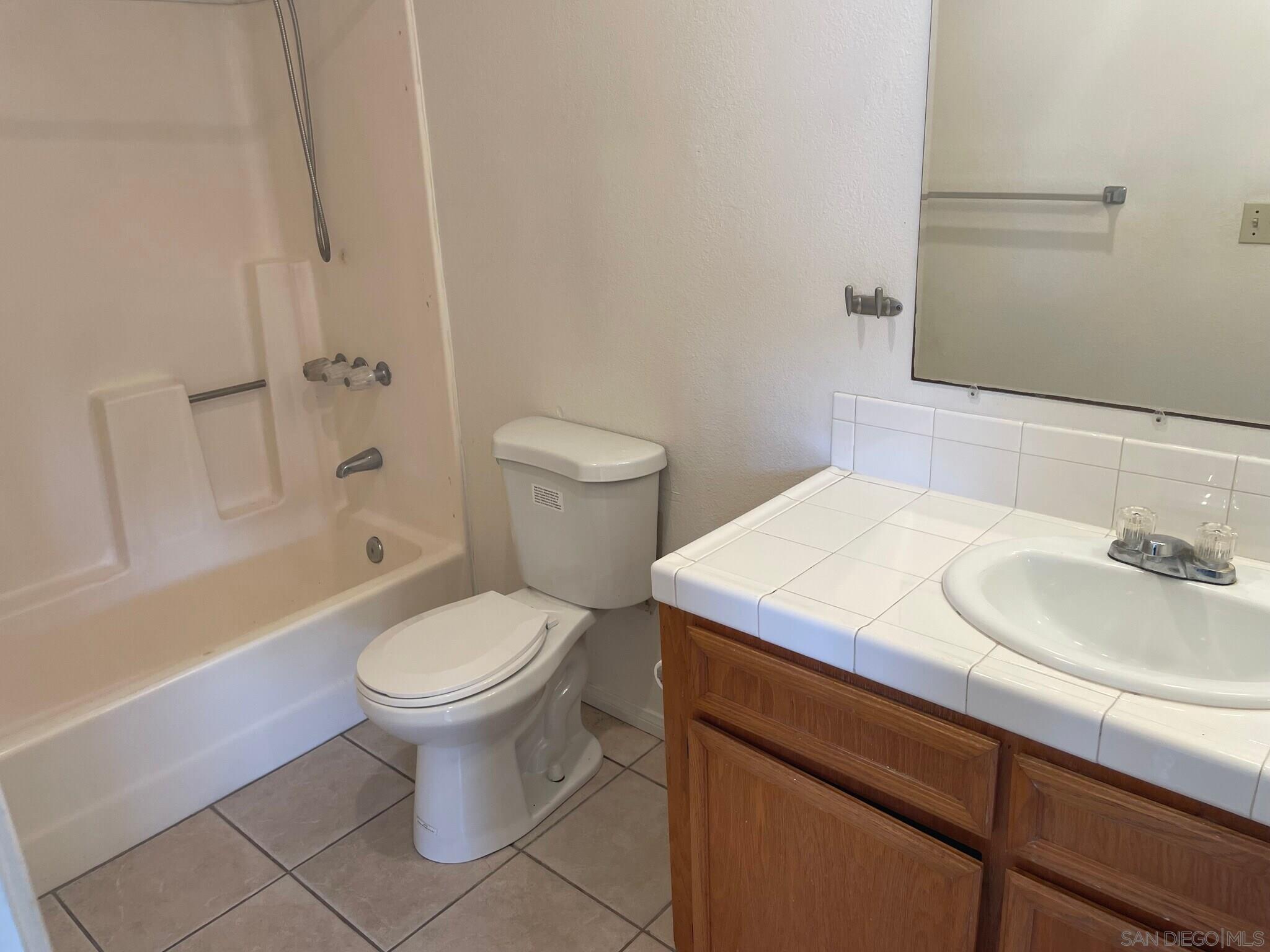 Detail Gallery Image 6 of 8 For 273  Date Avenue, Imperial Beach,  CA 91932 - – Beds | – Baths