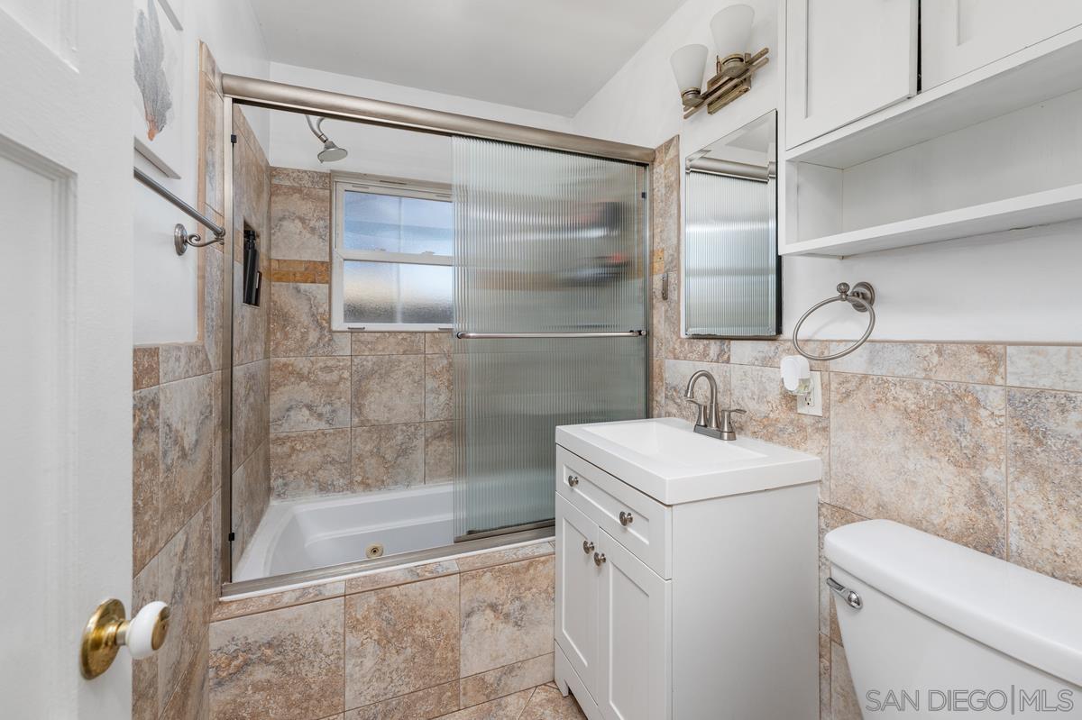 Detail Gallery Image 18 of 27 For 637  Jefferson Ave, El Cajon,  CA 92020 - 2 Beds | 1 Baths