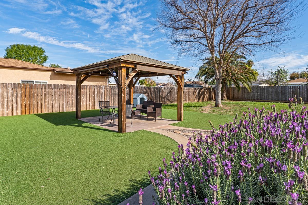 Detail Gallery Image 19 of 27 For 637  Jefferson Ave, El Cajon,  CA 92020 - 2 Beds | 1 Baths