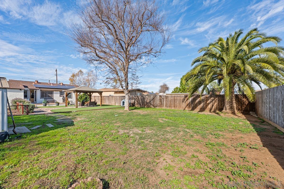 Detail Gallery Image 26 of 27 For 637  Jefferson Ave, El Cajon,  CA 92020 - 2 Beds | 1 Baths