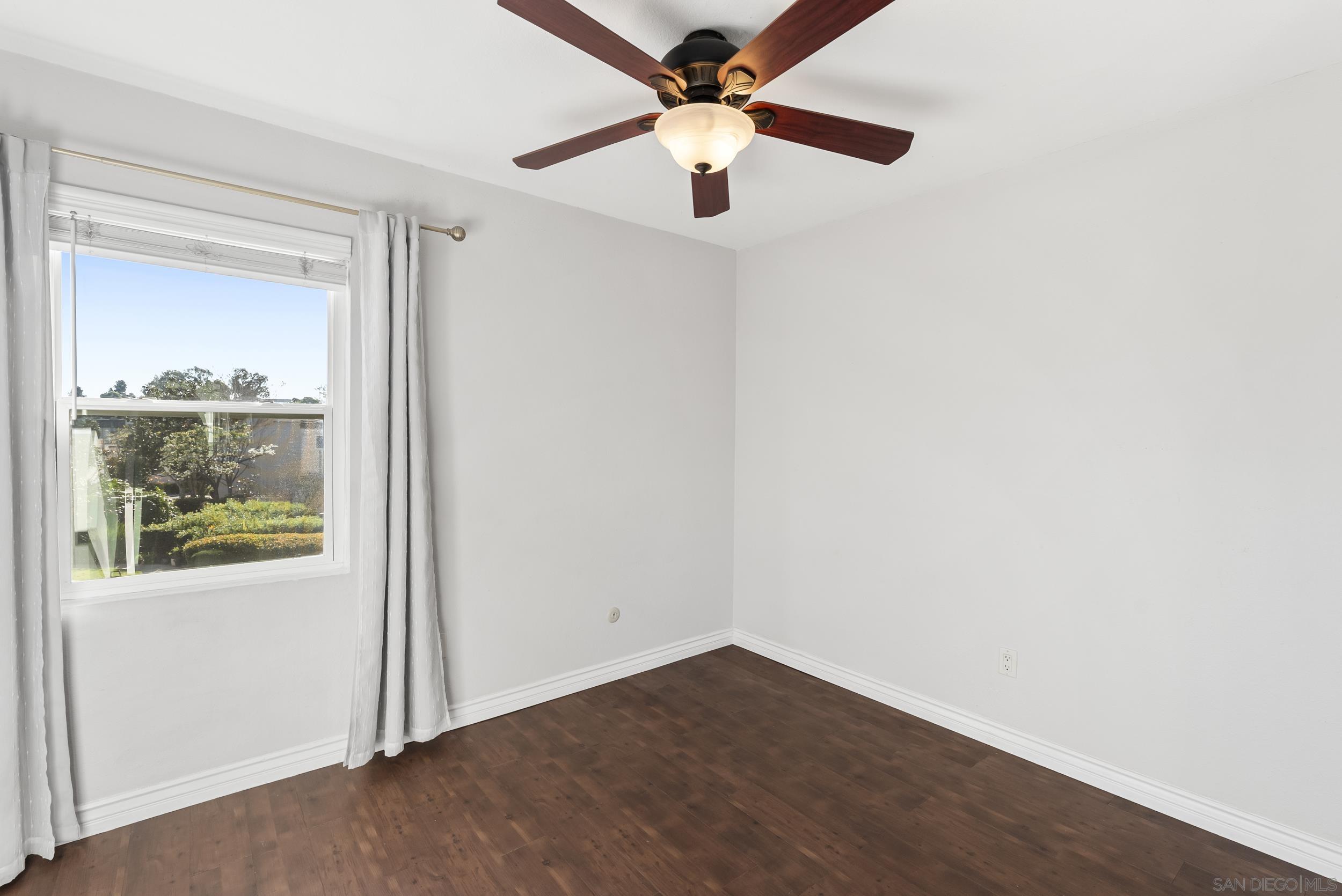 Detail Gallery Image 21 of 36 For 5606  Caminito Roberto, San Diego,  CA 92111 - 2 Beds | 1/1 Baths