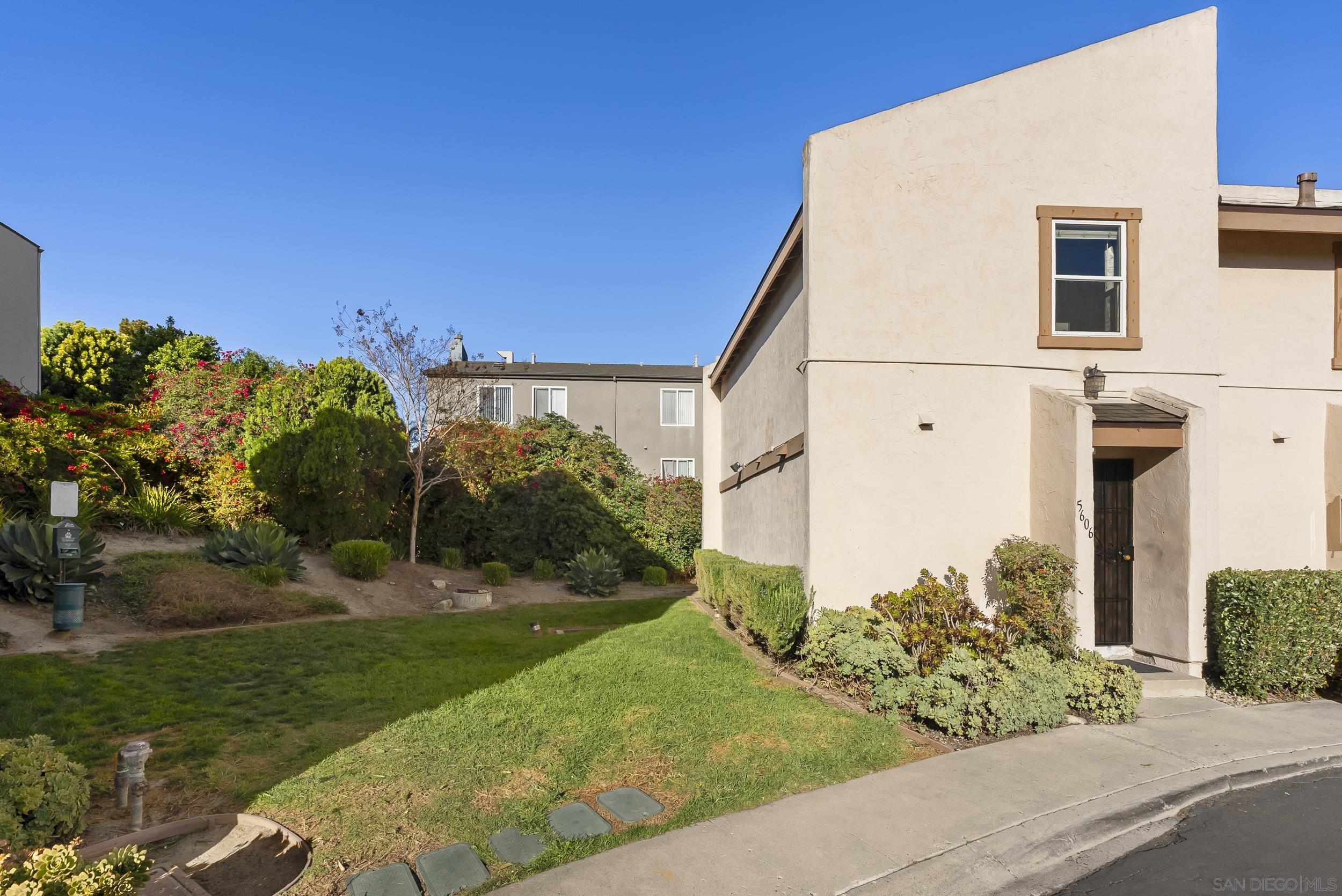 Detail Gallery Image 25 of 36 For 5606  Caminito Roberto, San Diego,  CA 92111 - 2 Beds | 1/1 Baths