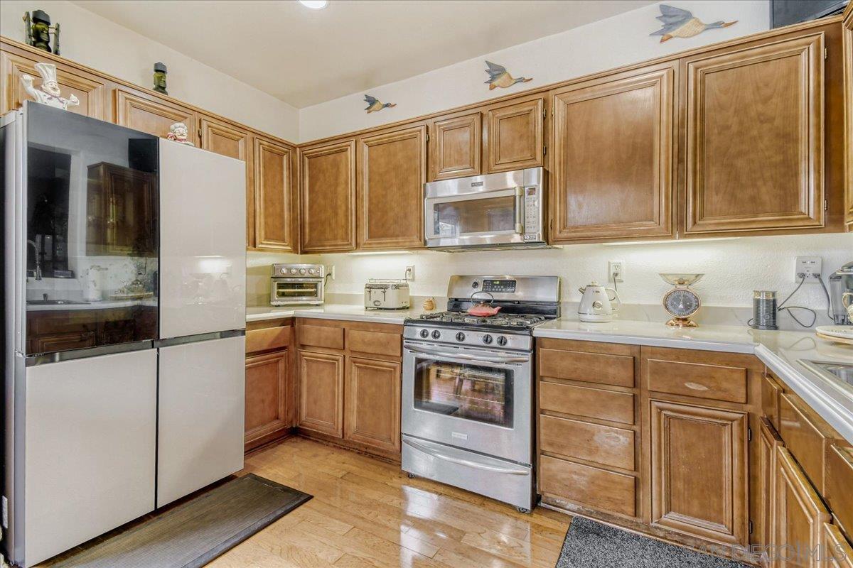 Detail Gallery Image 8 of 34 For 6373  Avenida De Las Vistas  #2,  San Diego,  CA 92154 - 3 Beds | 2/1 Baths